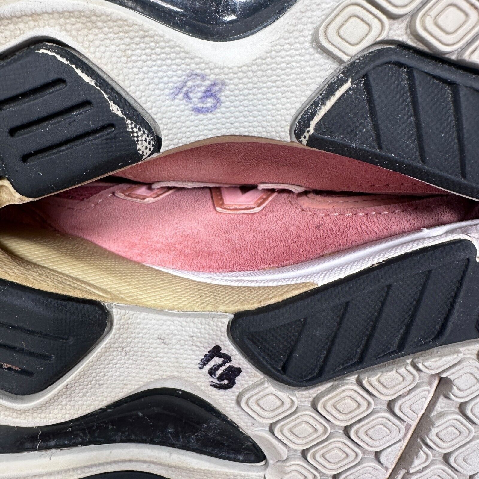 New Balance New Balance 990v4 Sneakers Men’s 8 Lace Up Shoes M990SR4 Size US 8 / EU 41 - 11 Thumbnail