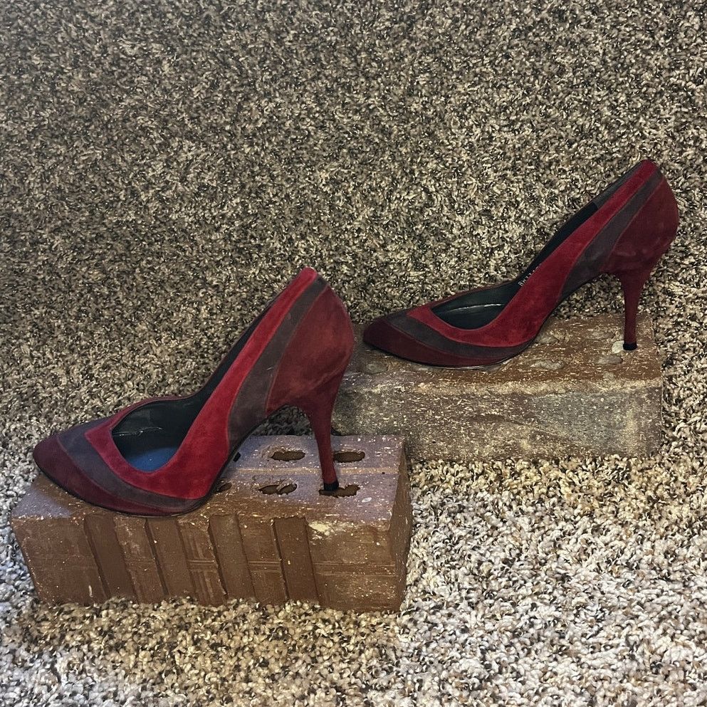 Stuart Weitzman Stuart Weitzman Chevron Suede Stilettos Pump Red Women's 8M Size US 8 / IT 38 - 5 Thumbnail