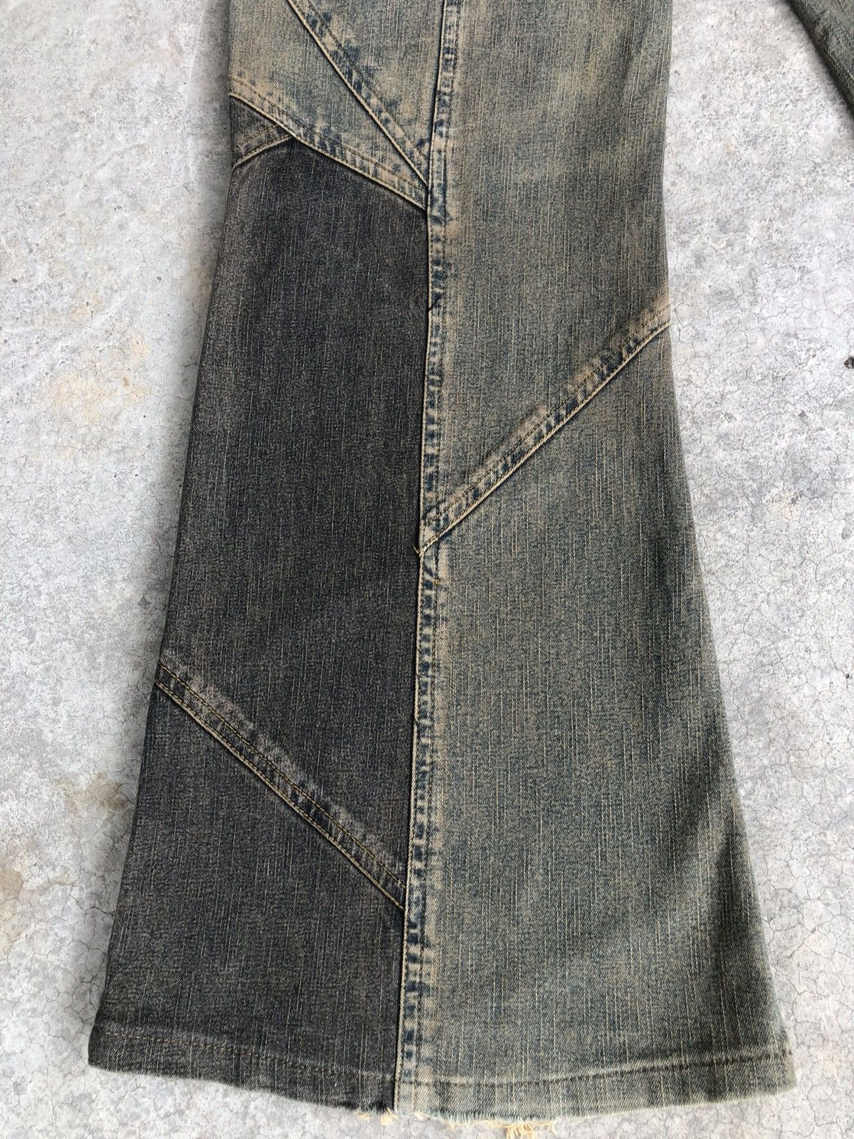 Tornado Mart Japanese Tornado Mart Flared Jeans Patchwork Distressed Size US 29 - 11 Thumbnail