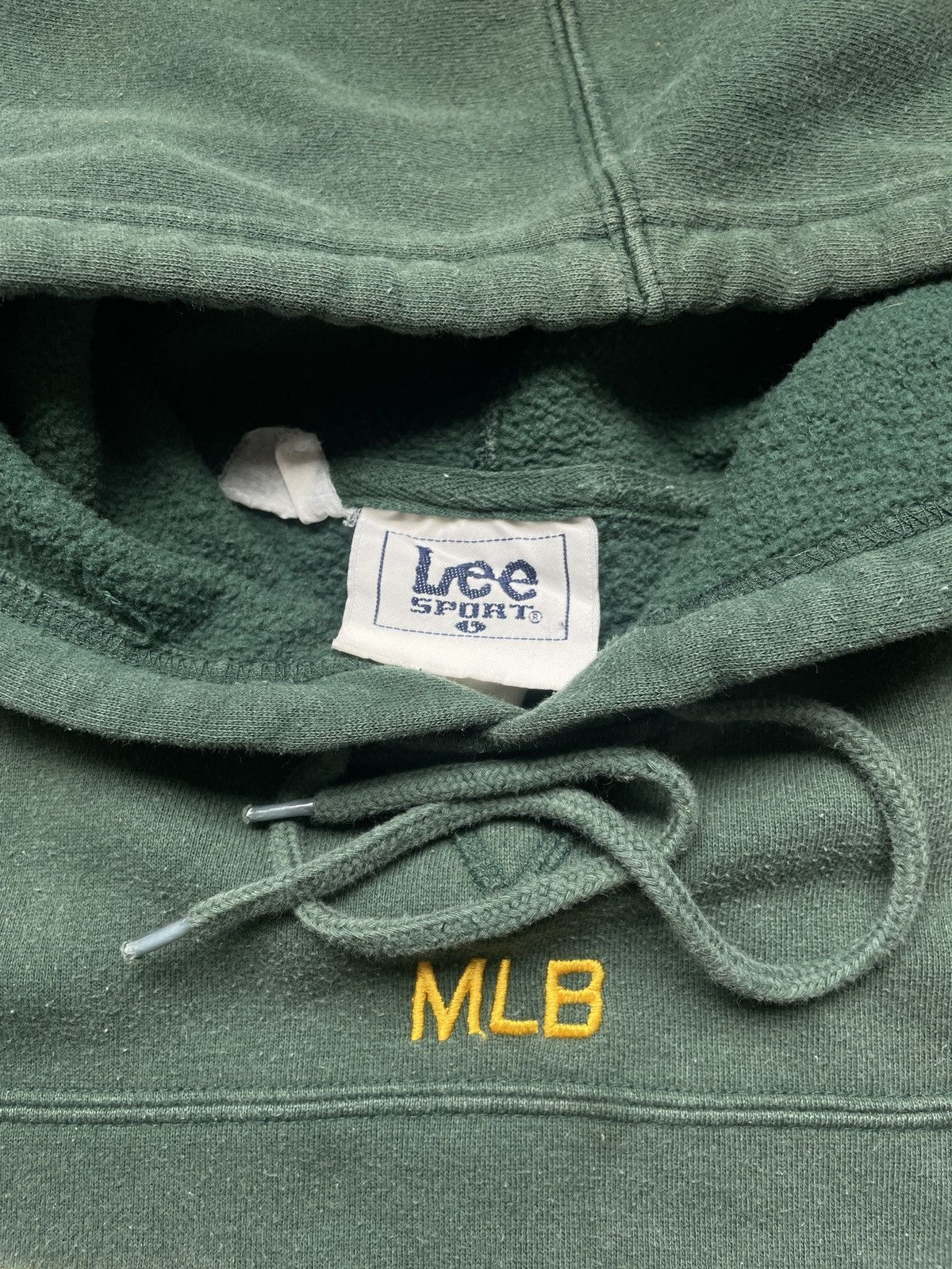 MLB Vintage Lee Sport “Oakland Athletics Logo” Hoodie (Sz.L) Size US L / EU 52-54 / 3 - 3 Thumbnail