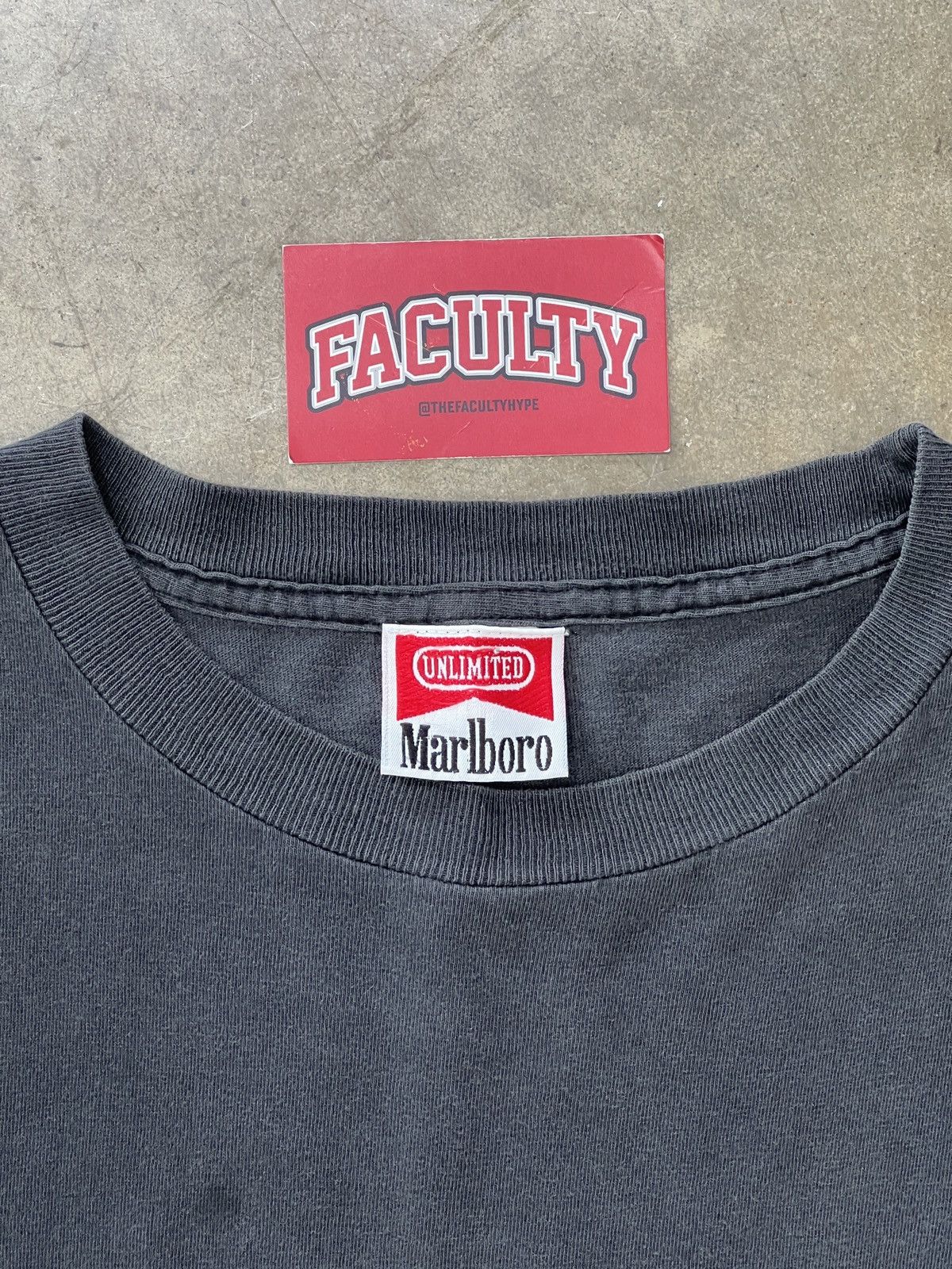 Marlboro Vintage Unlimited Marlboro Train Mountain Pocket Tee XL Size US XL / EU 56 / 4 - 5 Thumbnail