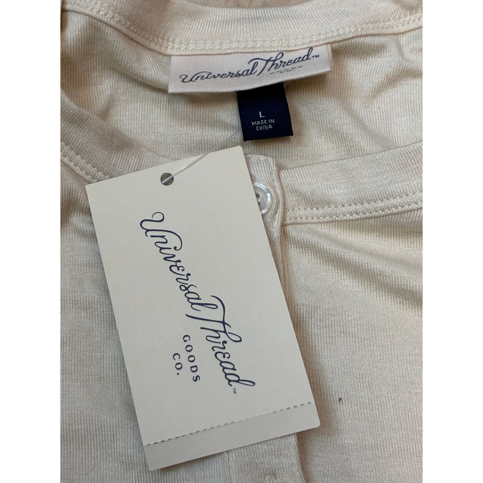 The Unbranded Brand Women’s Long Sleeve Top With 6 Buttons On it Size Large Size L / US 10 / IT 46 - 3 Thumbnail