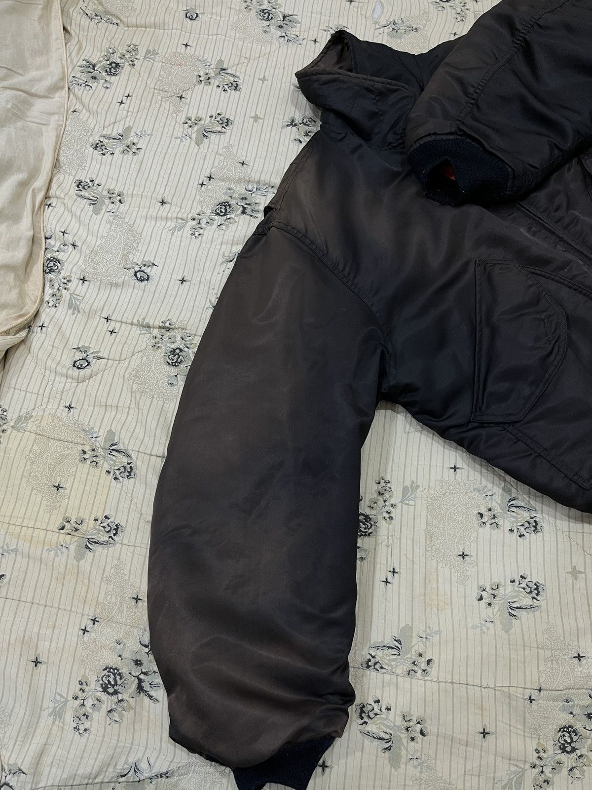 Vintage (Wwww)🔥🔥RARE US AIR FORCE BOMBER JACKET Size US M / EU 48-50 / 2 - 13 Thumbnail