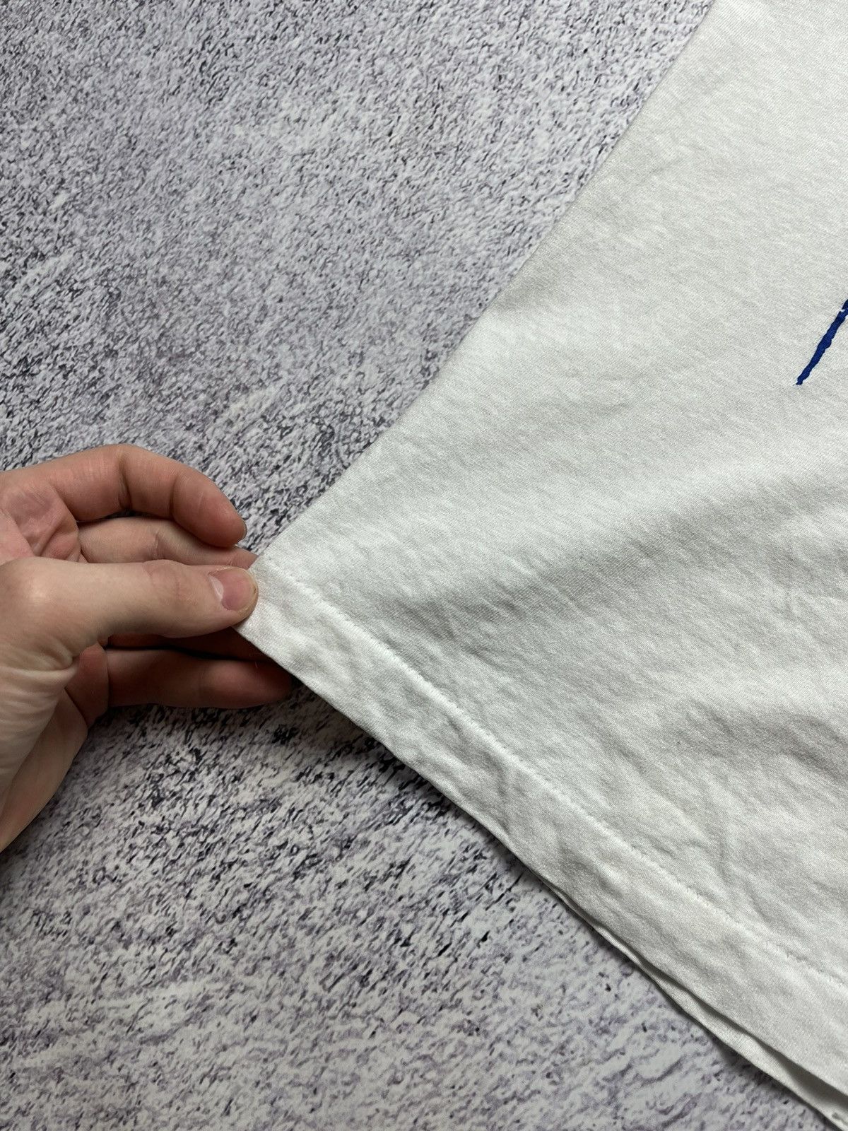 Vintage Rare Vintage 1990 Graphic Tee Single Stitch Size US M / EU 48-50 / 2 - 10 Thumbnail