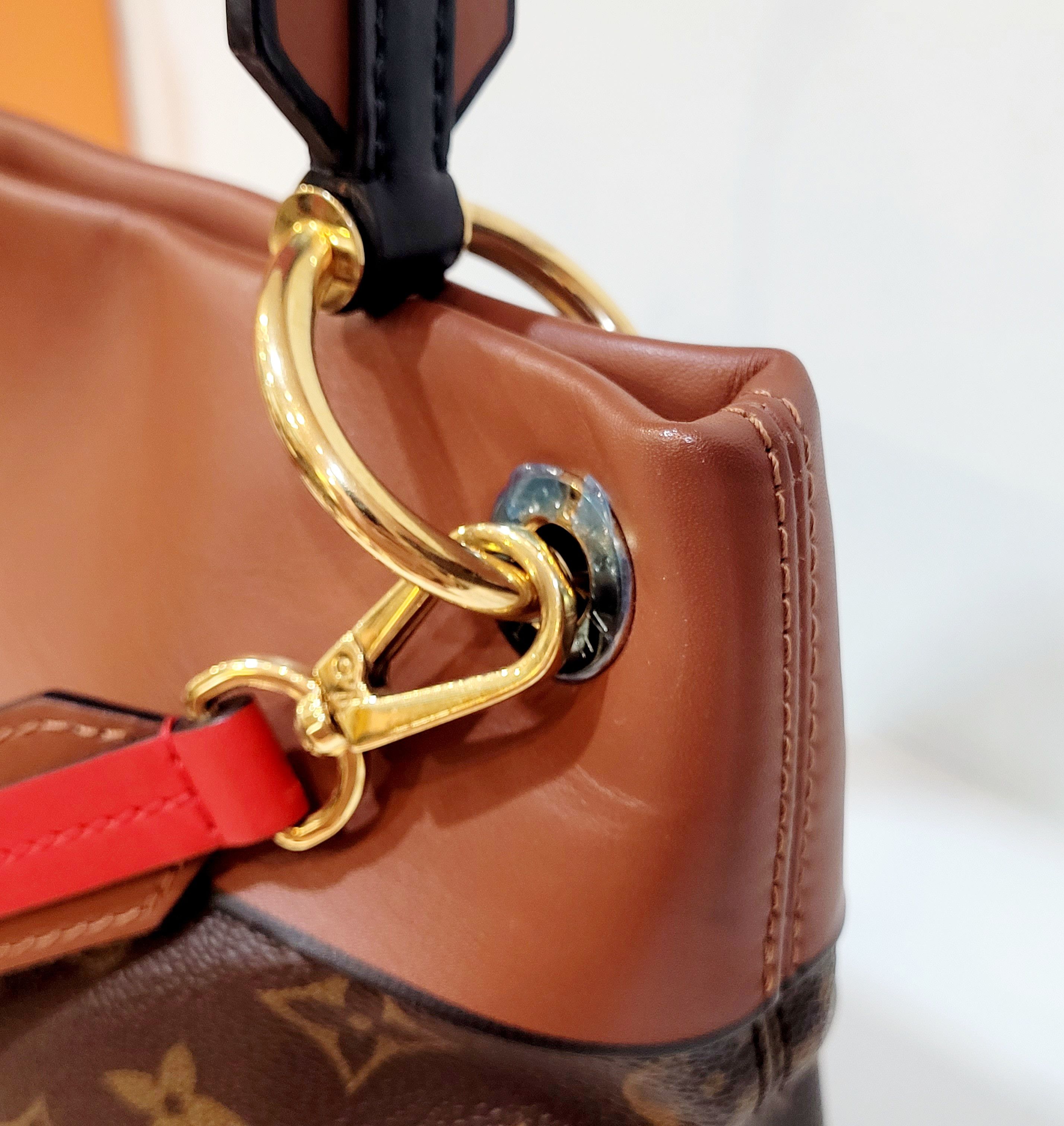 Louis Vuitton Louis Vuitton Tuileries Besace Monogram Sling Crossbody Bag Size ONE SIZE - 8 Thumbnail