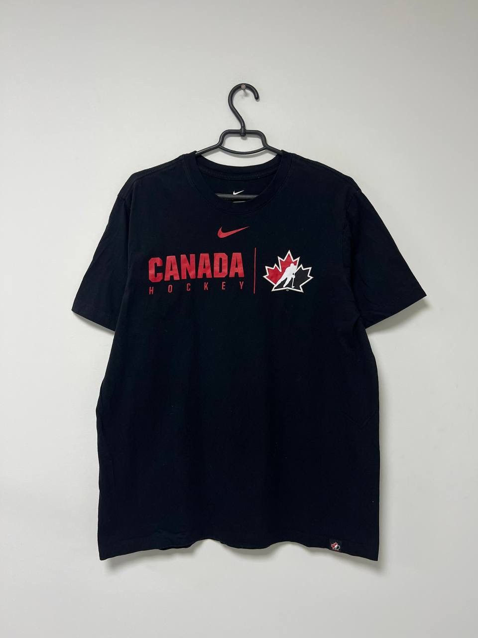 Nike Canada Ice Hockey Nike Team Tee NHL Black T shirt Y2k sz L Size US L / EU 52-54 / 3 - 1 Thumbnail