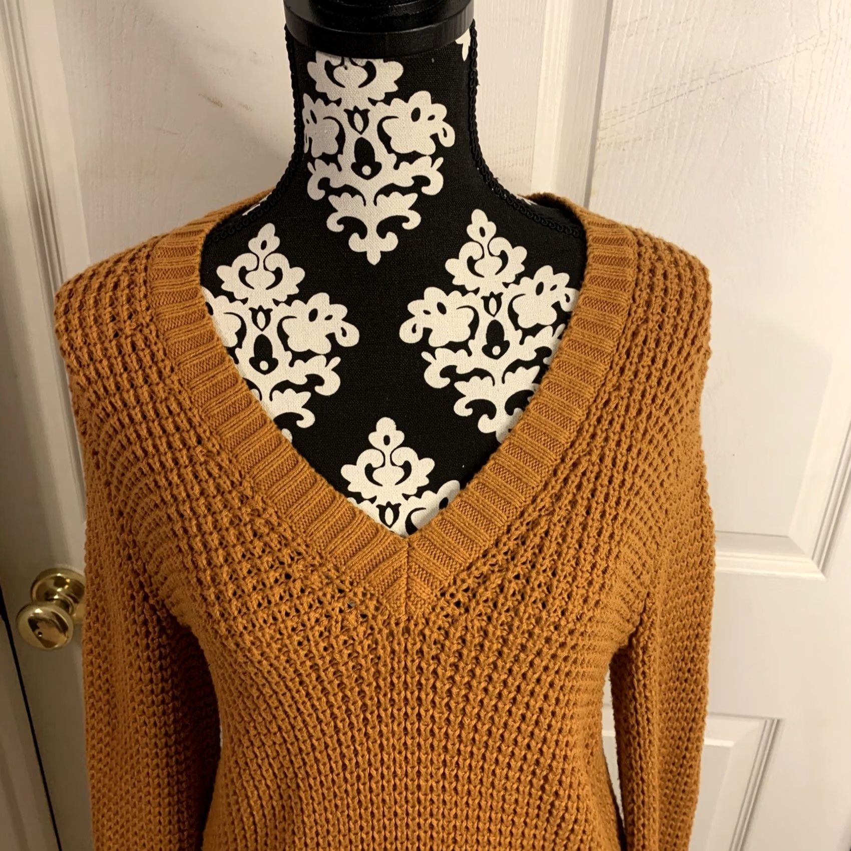 J.Crew J. Crew Womens M Orange Knit Pullover Sweater V-Neck SZ M Cotton Vintage? Size M / US 6-8 / IT 42-44 - 2 Thumbnail
