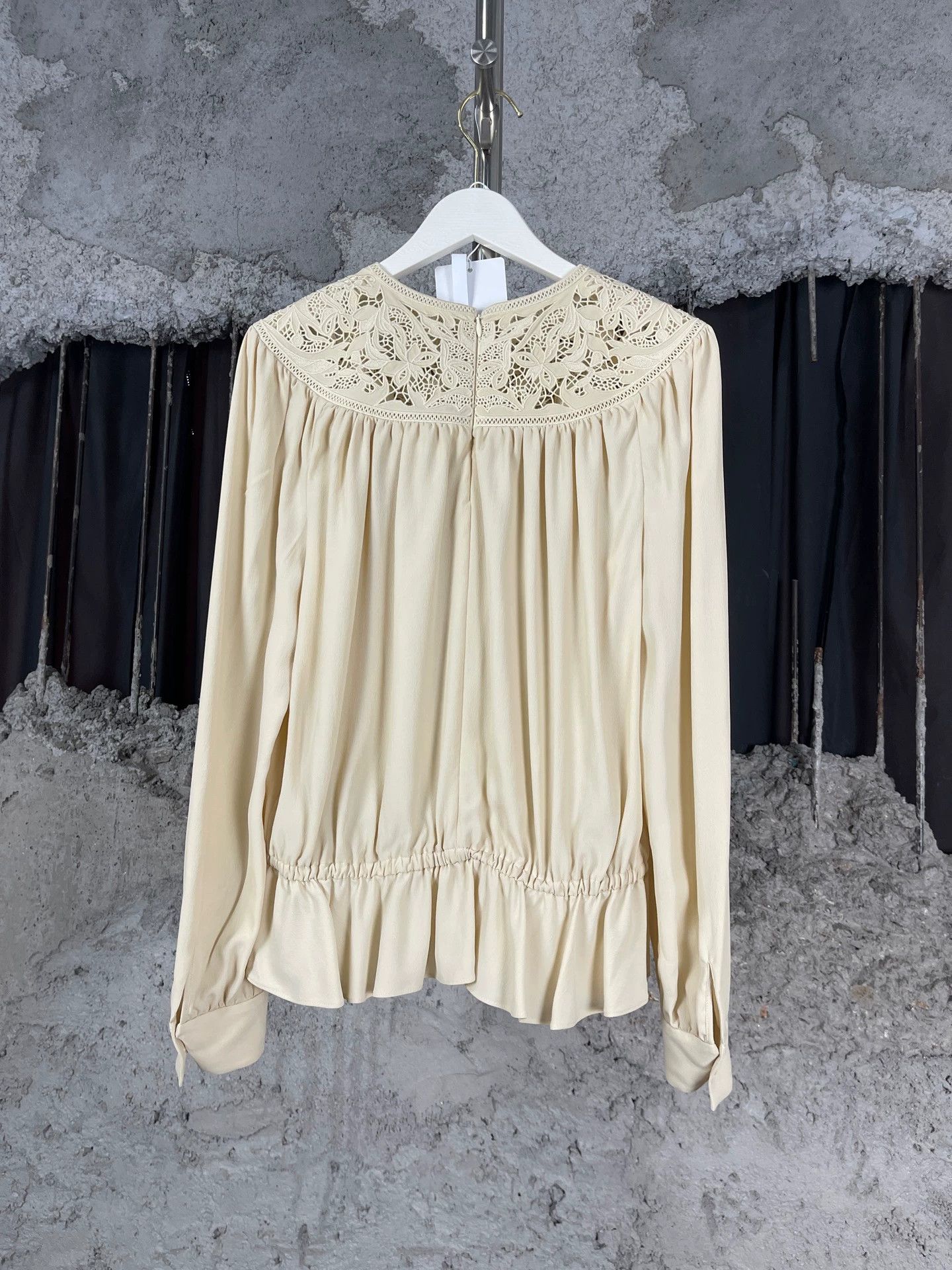Celine Celine Heavy Construction Long Sleeve Women's Size XS / US 0-2 / IT 36-38 - 2 Thumbnail