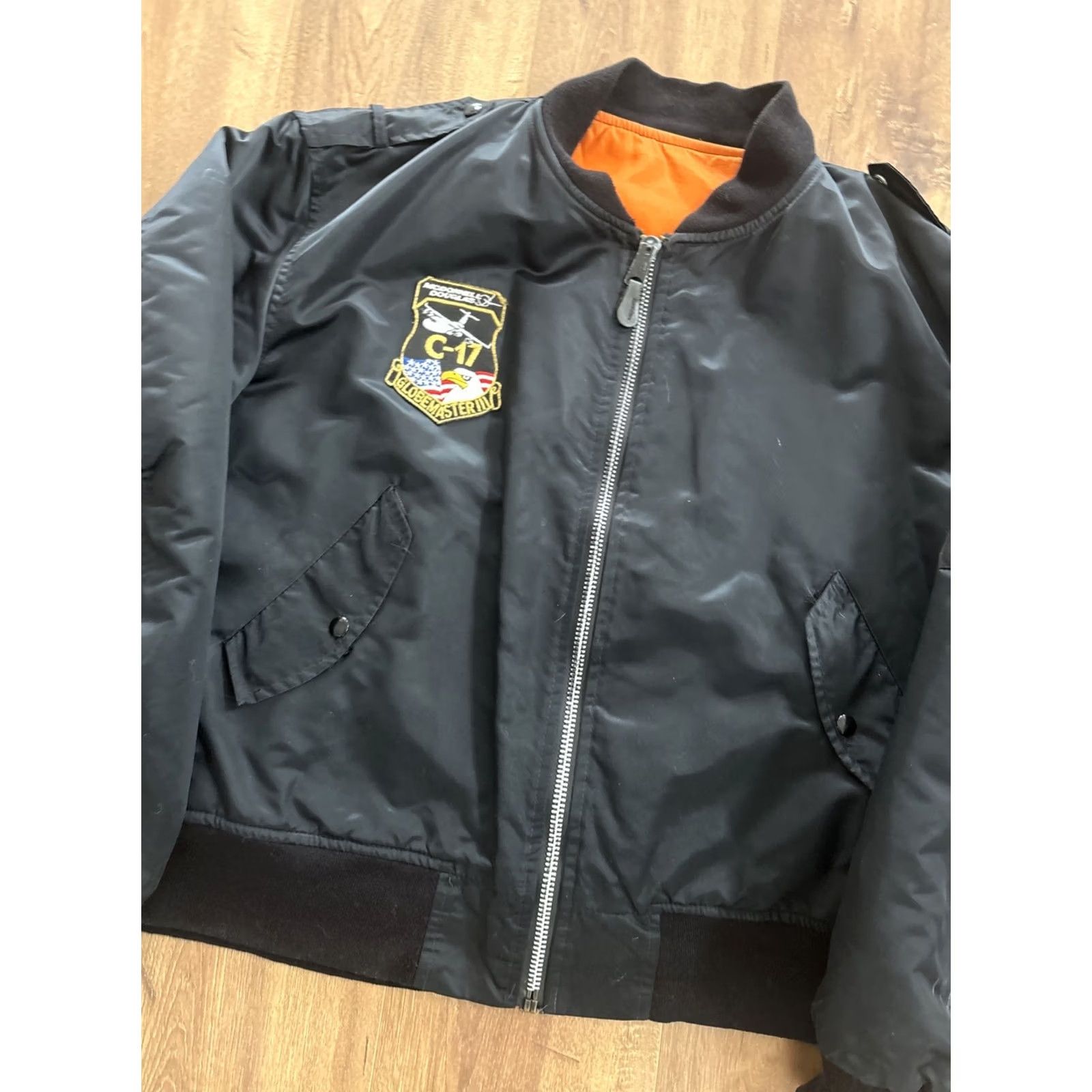 Vintage VINTAGE Globemaster C-17 MA-1 Flight Jackets Coat Men 2XL Reversible Bomber Navy Army Military Black Fur Trim Size US XXL / EU 58 / 5 - 3 Thumbnail