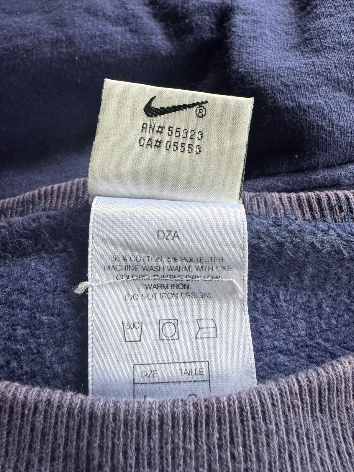 Nike Vintage Nike Sweatshirts Size L Size US L / EU 52-54 / 3 - 5 Thumbnail