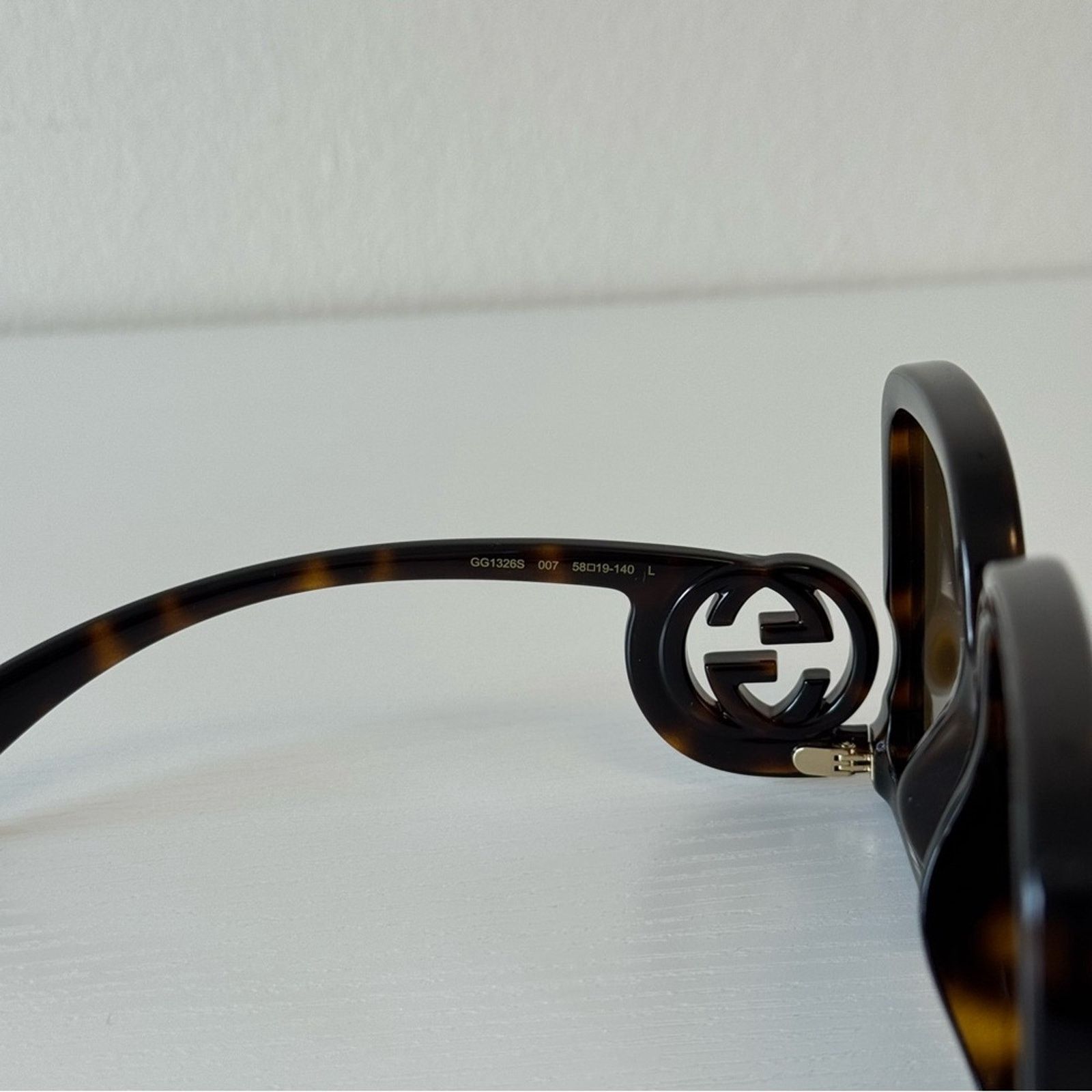Gucci New! Gucci Tortoise Shell Sunglasses GG1326S 007, Authentic Size ONE SIZE - 7 Thumbnail