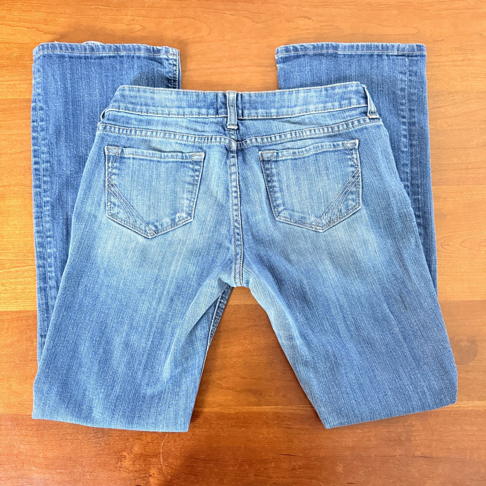 Other Arden B Distressed Low Rise Bootcut Jeans Size 8 Size 30" / US 8 / IT 44 - 3 Thumbnail