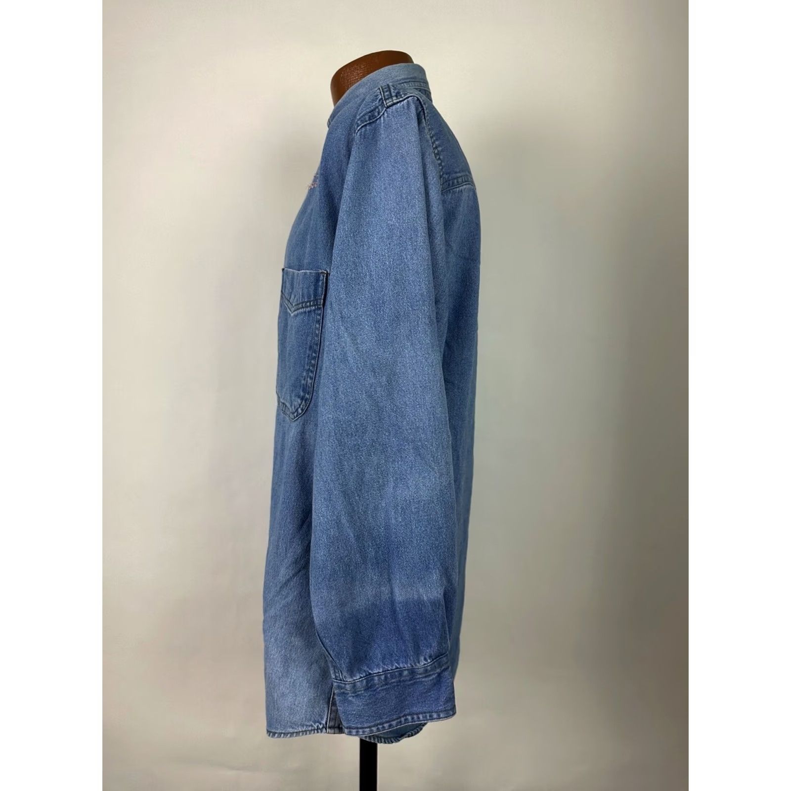Vintage VINTAGE Epsilon Sigma Alpha International Denim Shirt Men M Casual Denim Shirt ESA Embroidered 90s Y2K Size US M / EU 48-50 / 2 - 7 Thumbnail
