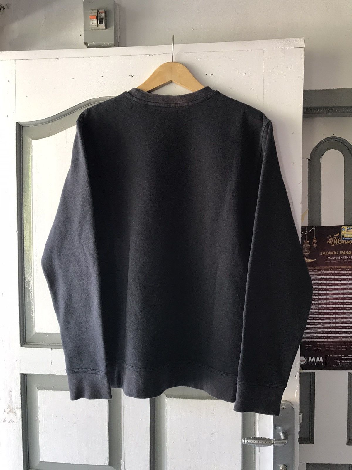 Nike 00's Nike Center Swoosh Sweatshirt Size US L / EU 52-54 / 3 - 2 Thumbnail