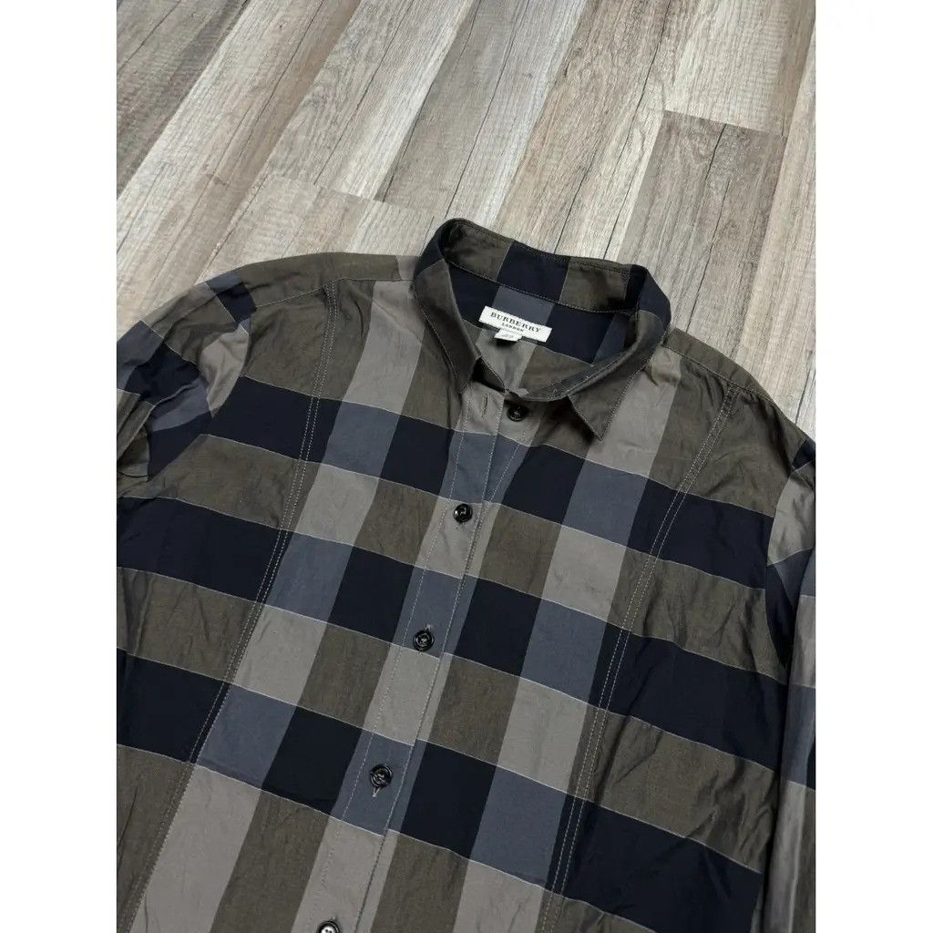 Burberry Burberry Full Pattern shirt Size: IT 40 Size S / US 4 / IT 40 - 3 Thumbnail