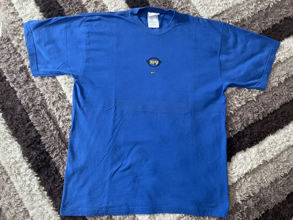 Nike Vintage Nike R9 T Shirt Size US L / EU 52-54 / 3 - 1 Thumbnail