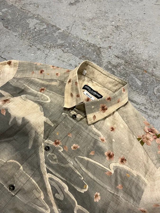 Dolce & Gabbana 2010s Dolce & Gabbana Floral Print Fantasy Shirt Size US M / EU 48-50 / 2 - 5 Thumbnail