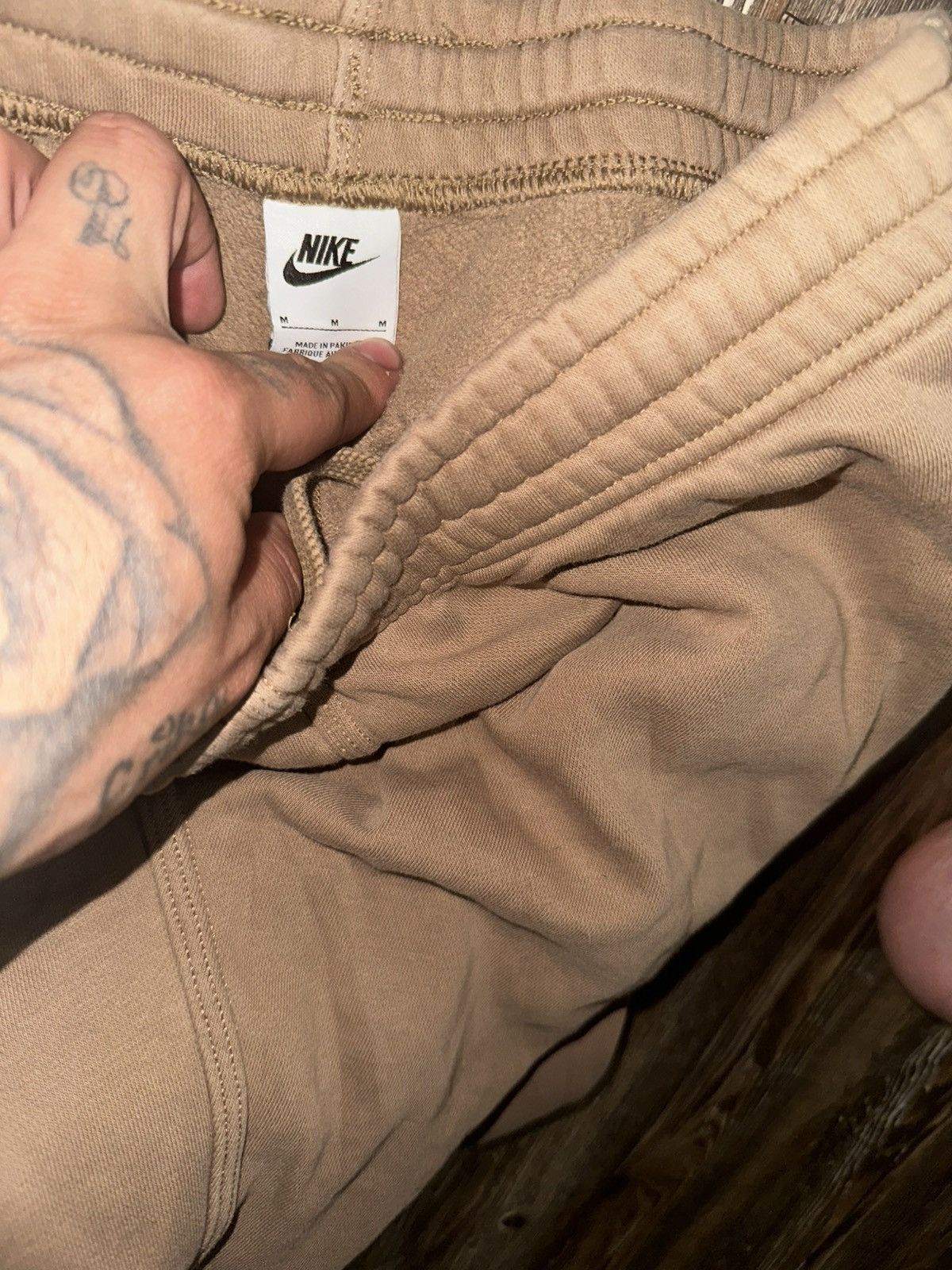 Nike Nike sportswear club fleece tapered essential sweatpants Size US 32 / EU 48 - 5 Thumbnail