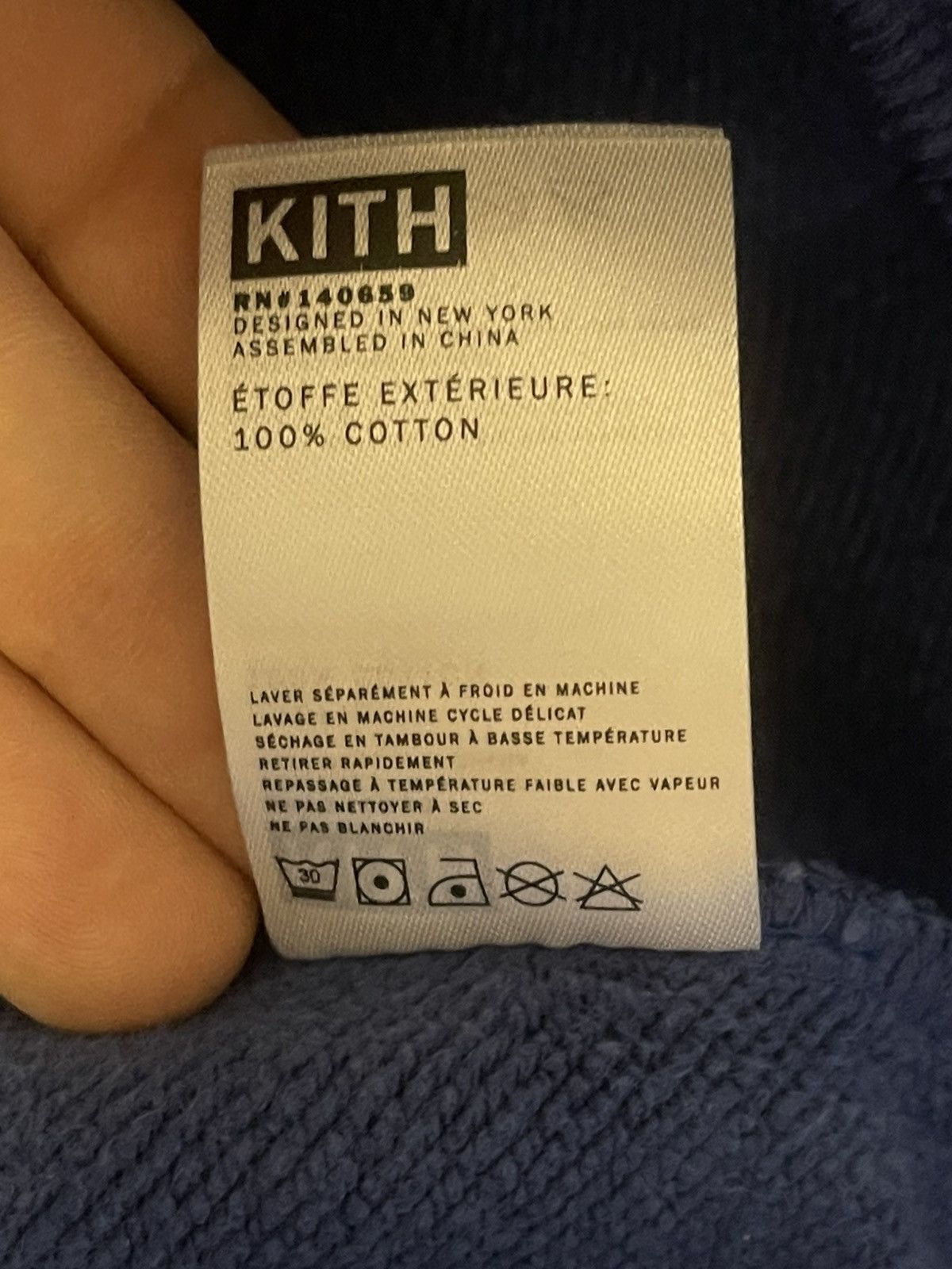 Kith Size M - Kith x Looney Tunes Bogo Brand New! Size US M / EU 48-50 / 2 - 9 Thumbnail