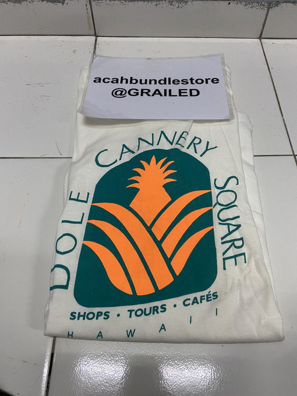 Vintage VINTAGE DOLE CANNERY SQUARE HAWAII TEE SHIRT Size US L / EU 52-54 / 3 - 16 Thumbnail