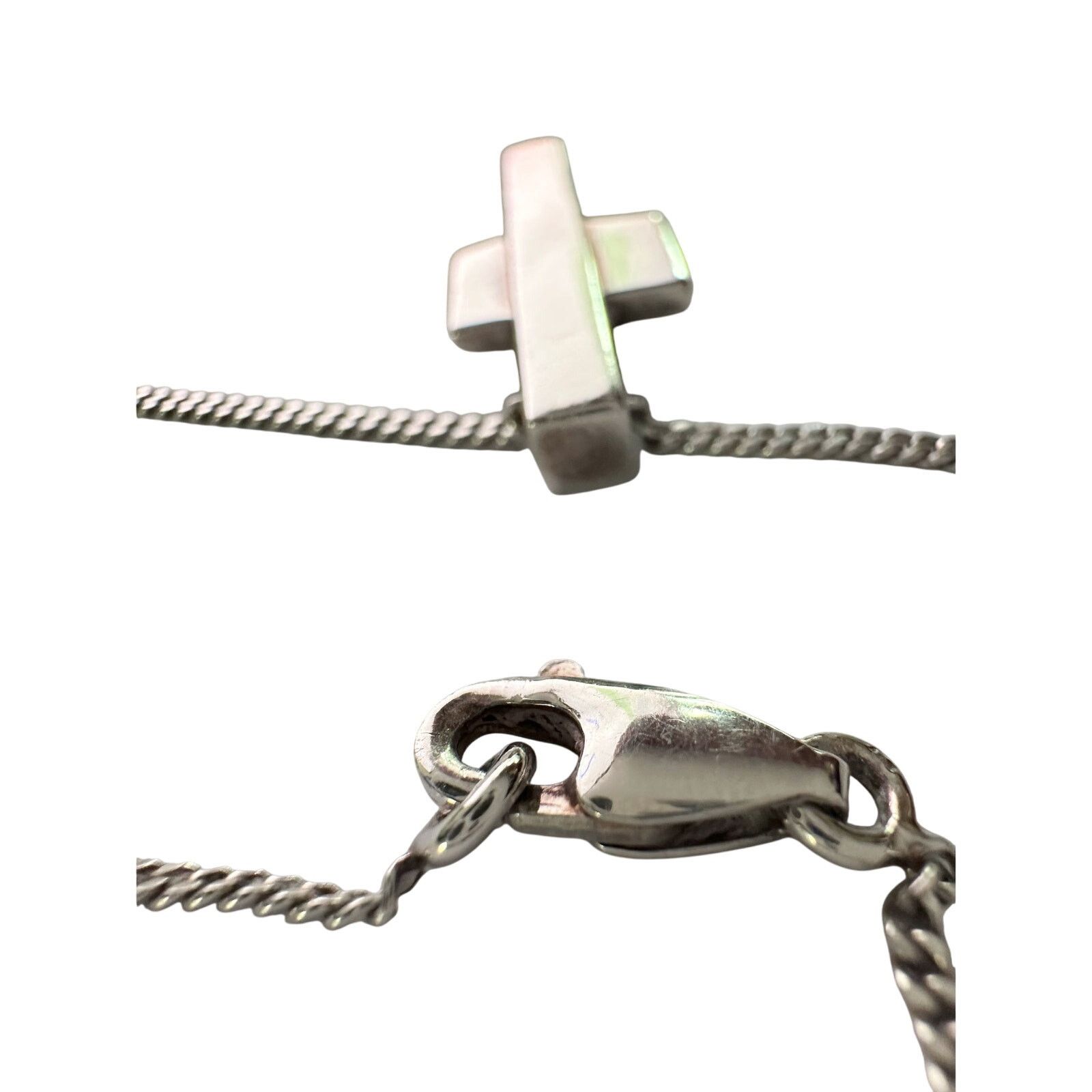 Gucci Gucci Thick Abstract Cross Necklace Size ONE SIZE - 4 Thumbnail