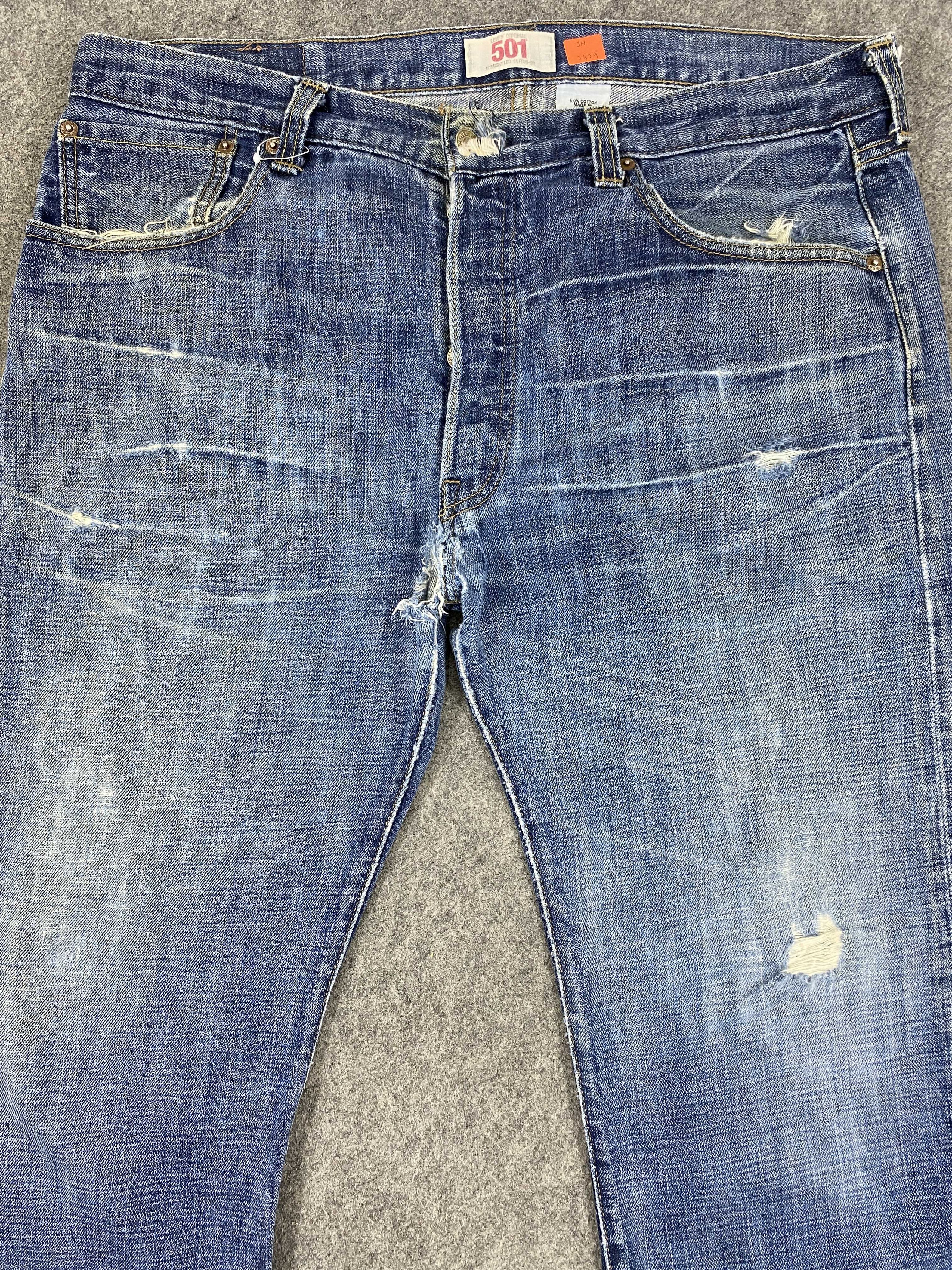 Levi's Distressed Blue Vintage Levi's 501 Jeans 37x30 Denim -JN2429 Size US 37 - 3 Thumbnail