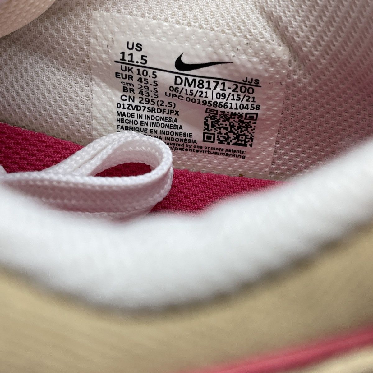 Nike Air max 90 air sprung Size US 11.5 / EU 44-45 - 9 Thumbnail
