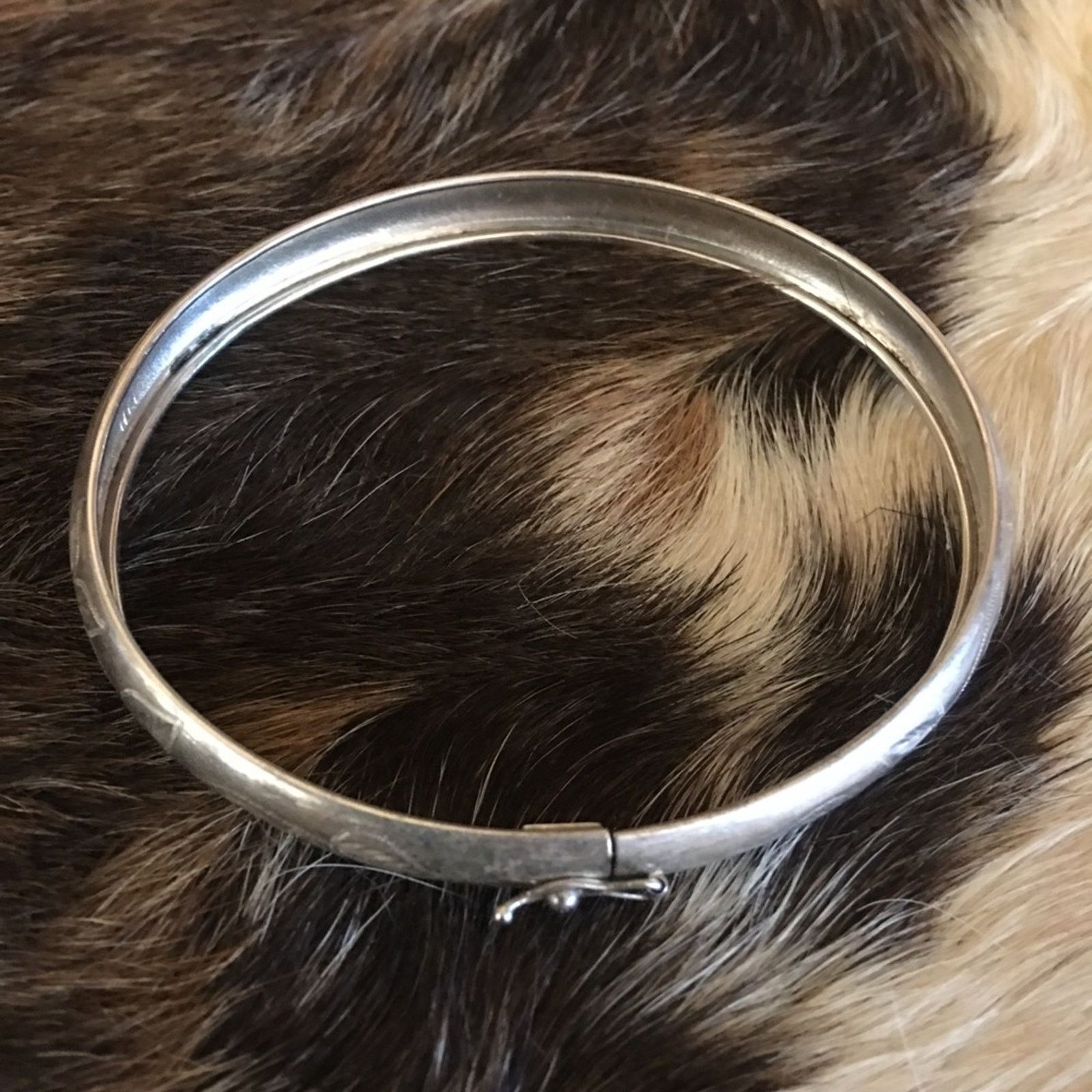 Vintage Vintage Italy sterling silver diamond cut bangle Size ONE SIZE - 3 Thumbnail