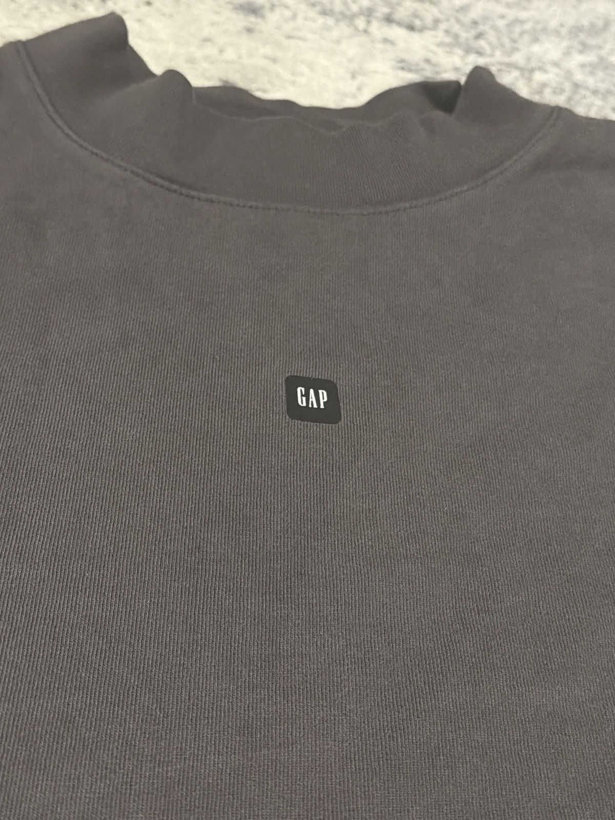 Gap × Yeezy Yeezy x Gap long sleeve shirt Size US S / EU 44-46 / 1 - 4 Thumbnail