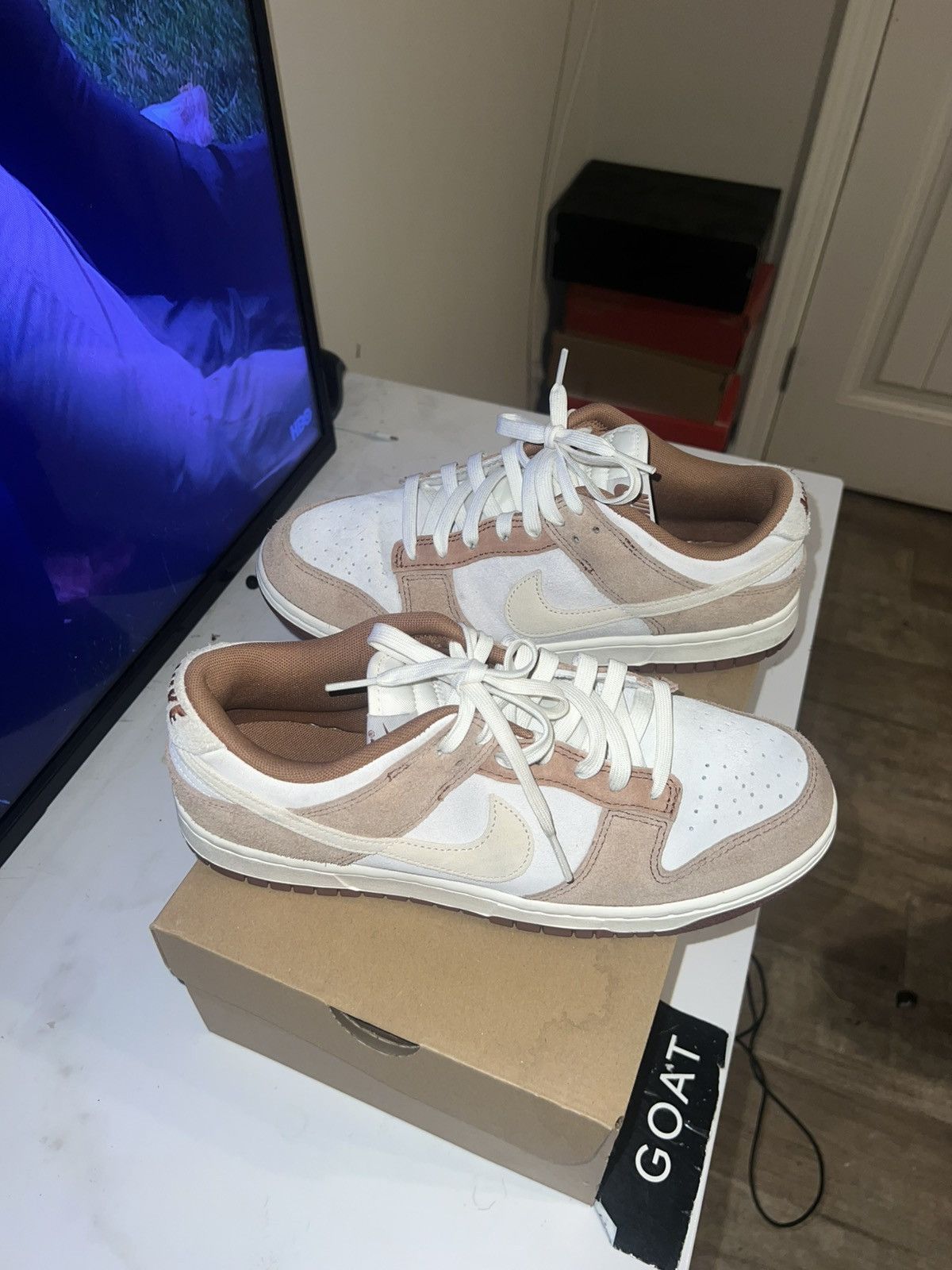 Nike “Medium curry” low dunks Size US 9.5 / EU 42-43 - 1 Thumbnail