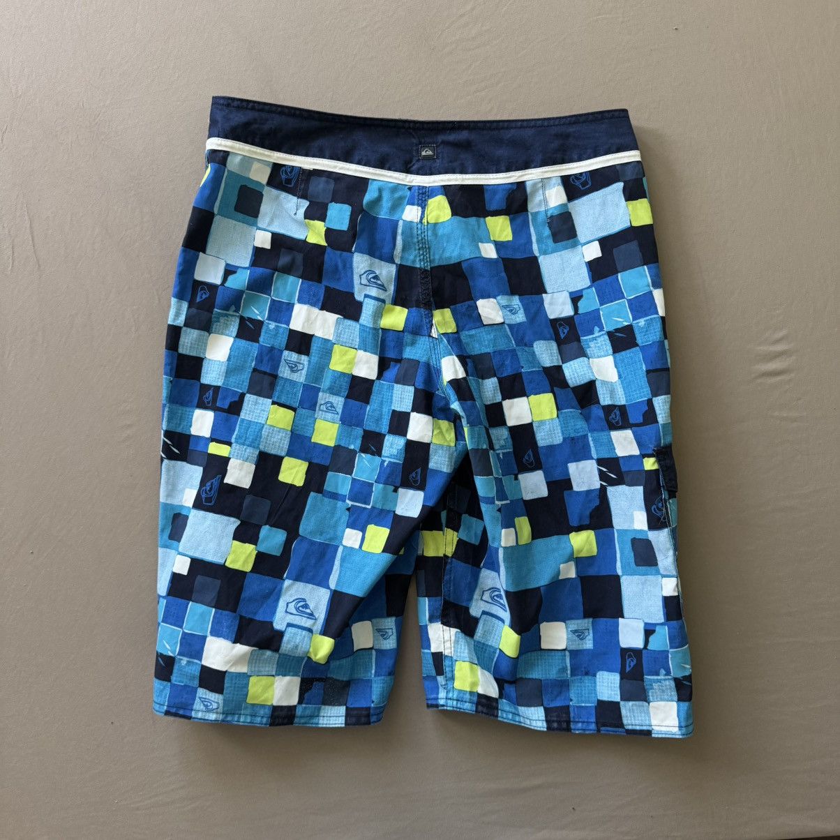 Quiksilver Quiksilver Grid Printed Cargo board shorts Size US 30 / EU 46 - 2 Thumbnail