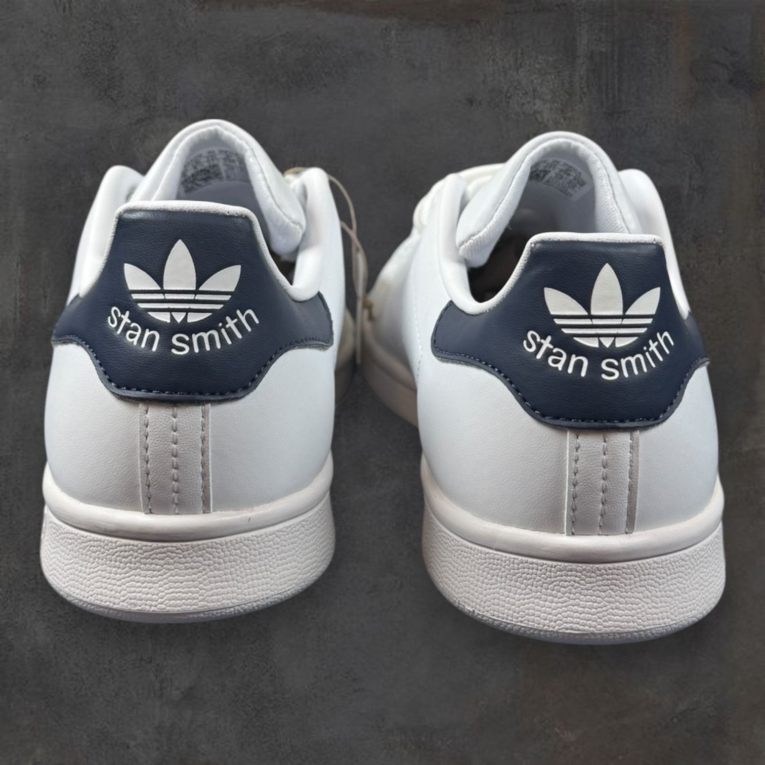 Adidas Adidas Originals Stan Smith White Navy Men's US 5 NWT NIB Size US 5 / EU 37 - 9 Thumbnail