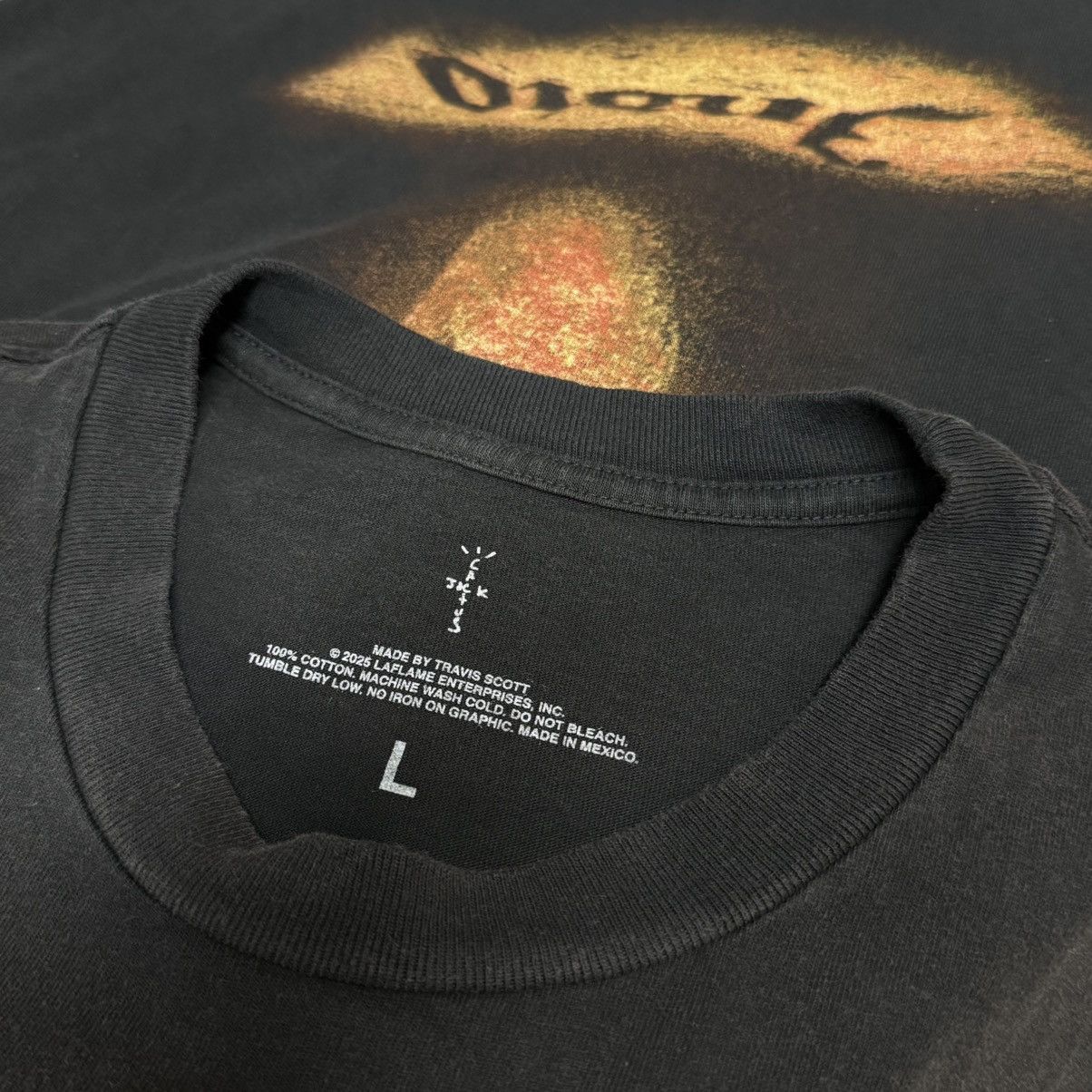 Travis Scott COACHELLA EXCLUSIVE LA FLAME UTOPIA TRAVIS SCOTT Size US L / EU 52-54 / 3 - 7 Thumbnail