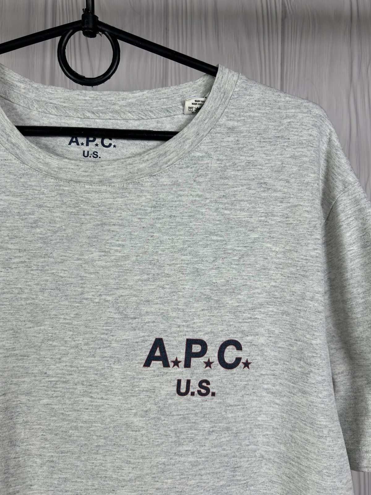 A.P.C. A.P.C. U.S. Gray T-Shirt Size L Size US L / EU 52-54 / 3 - 4 Thumbnail
