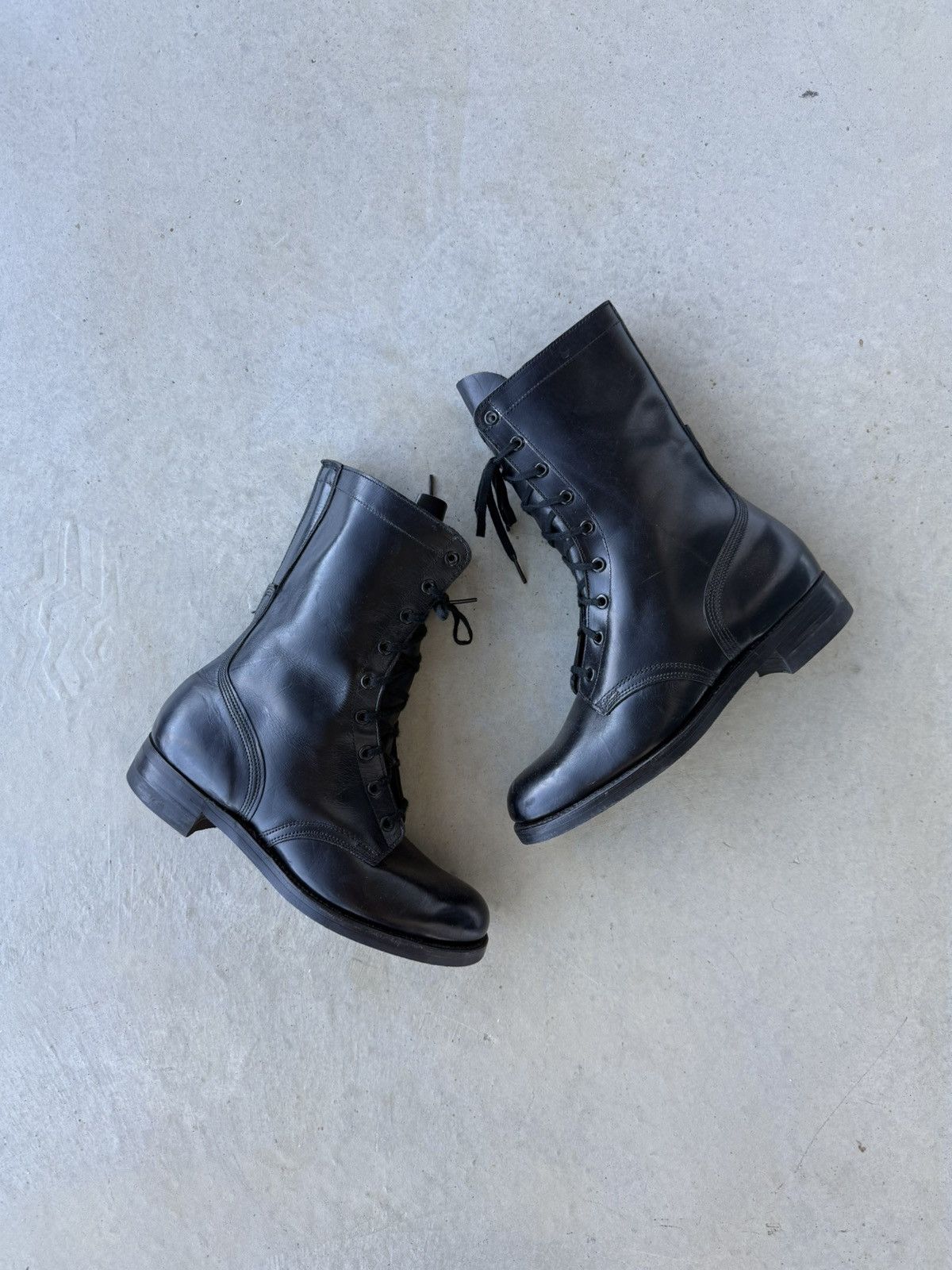Vintage Vintage Military Black Round Toe Leather Boots Size US 7.5 / EU 40-41 - 1 Thumbnail