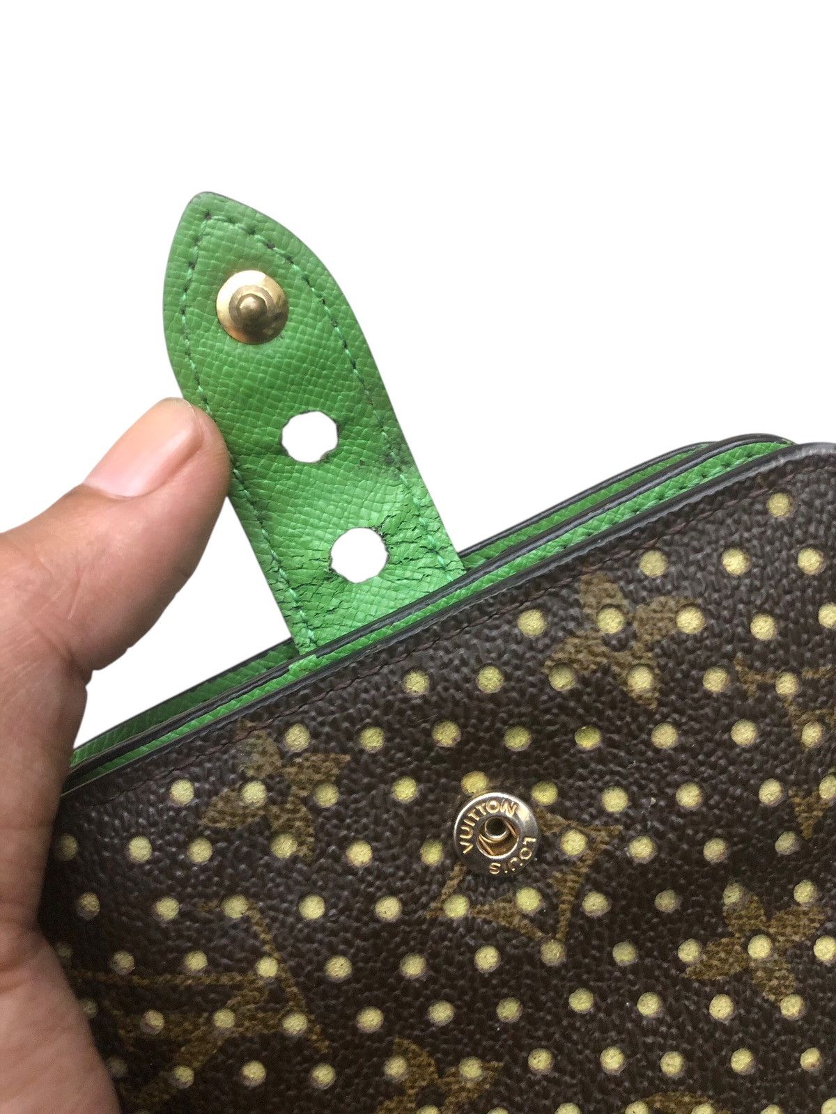 Louis Vuitton 🔥LOUIS VUITTON Monogram Perforated Zip Wallet Green M95218 Size ONE SIZE - 11 Thumbnail