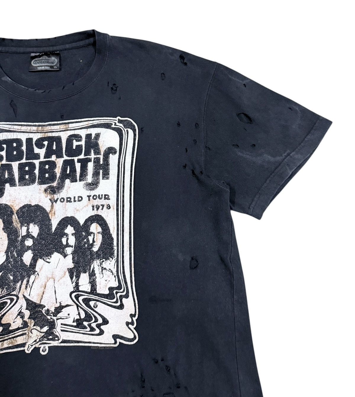 Black Sabbath Vtg🔥Y2k 2007 Black Sabath Ripped Disteressed Band Tee Size US L / EU 52-54 / 3 - 6 Thumbnail