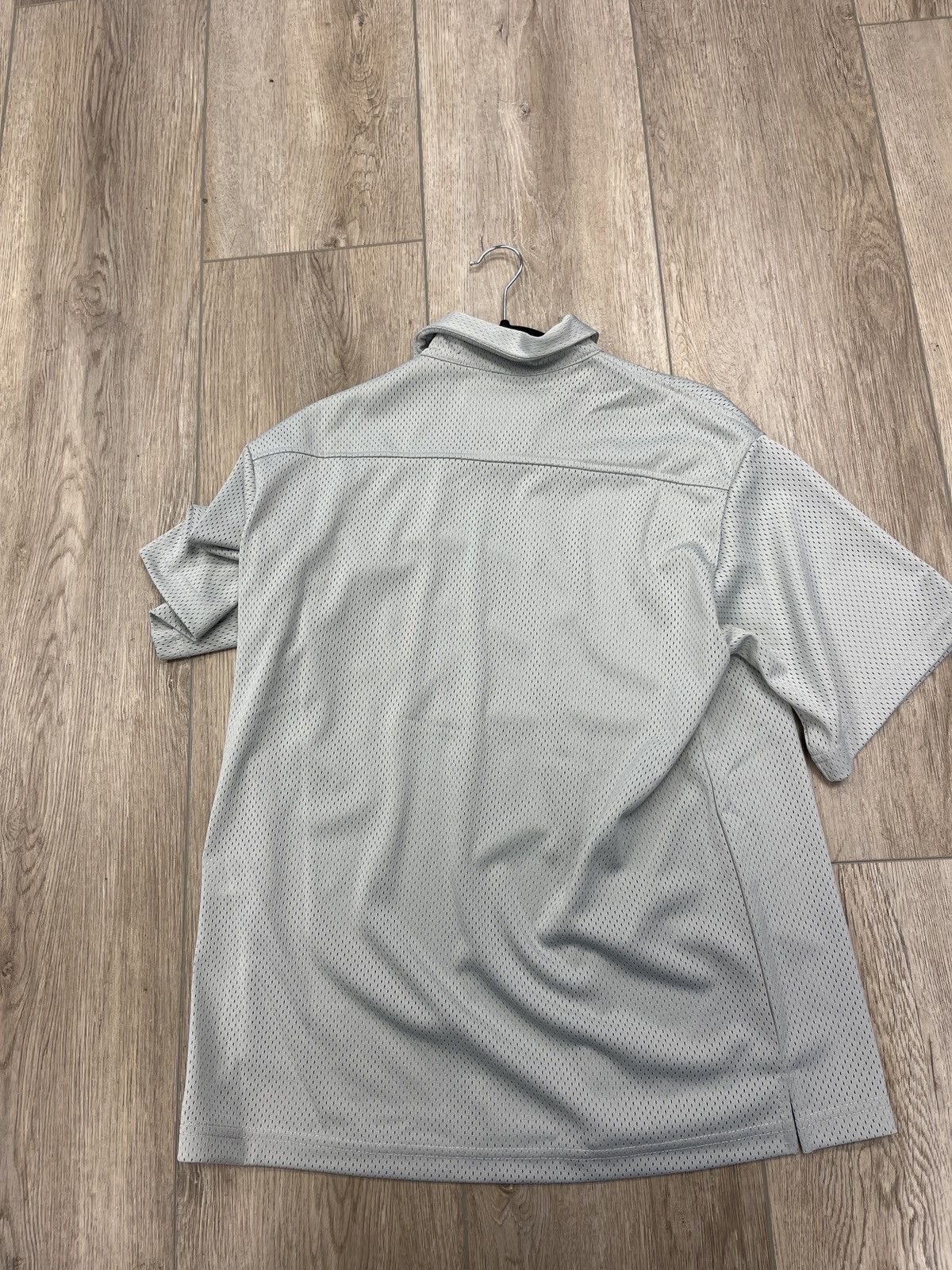 HMDD HMDD grey button up jersey shirt size small Size US S / EU 44-46 / 1 - 2 Thumbnail