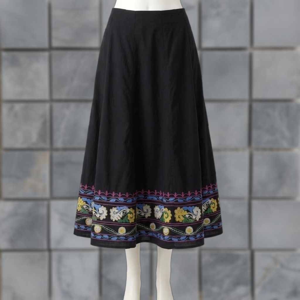 Vintage VINTAGE Modern Images Skirt 14 Black Embroidered Floral Boho Hippie Cotton Midi A-Line Women Girls Mens Size 36" / US 14 / IT 50 - 1 Thumbnail