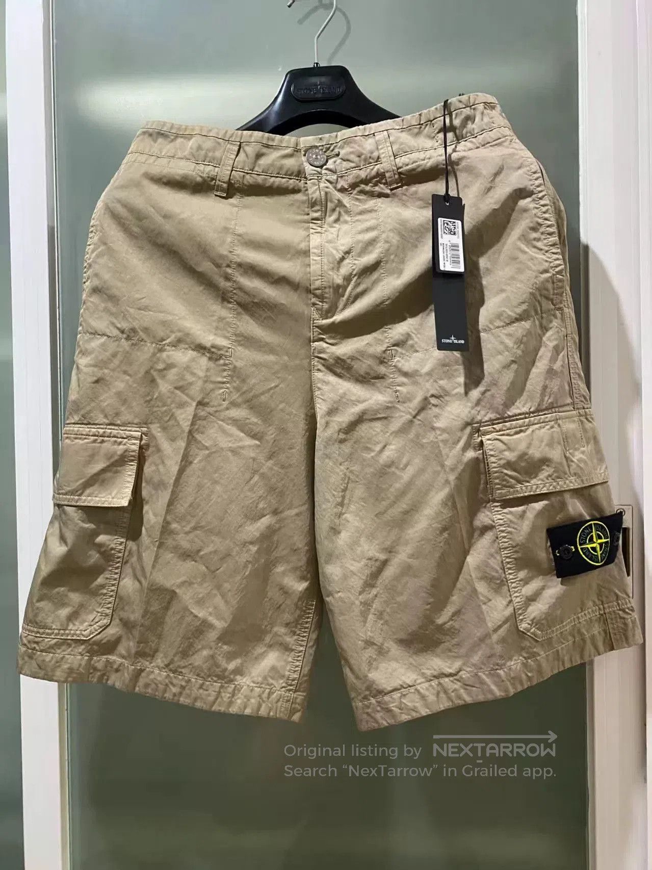 Stone Island stone island logo cargo shorts size 30. Size US 30 / EU 46 - 1 Thumbnail