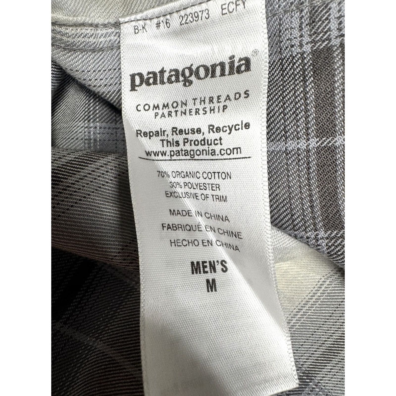 Patagonia Patagonia Men's Long Sleeve Shirt Plaid M Gray Black Off-White Pockets Button Casual Size US M / EU 48-50 / 2 - 5 Thumbnail