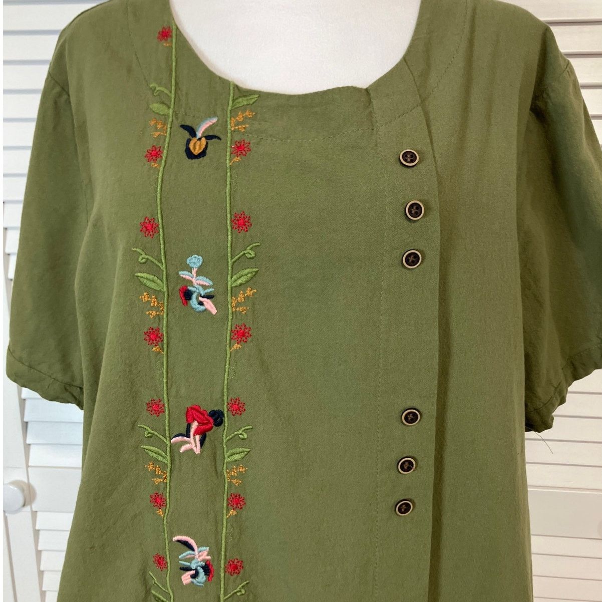 Other Retro Boho Olive Green Floral Embroidered Blouse Women 4XL Size 4XL / US 24-26 - 3 Thumbnail