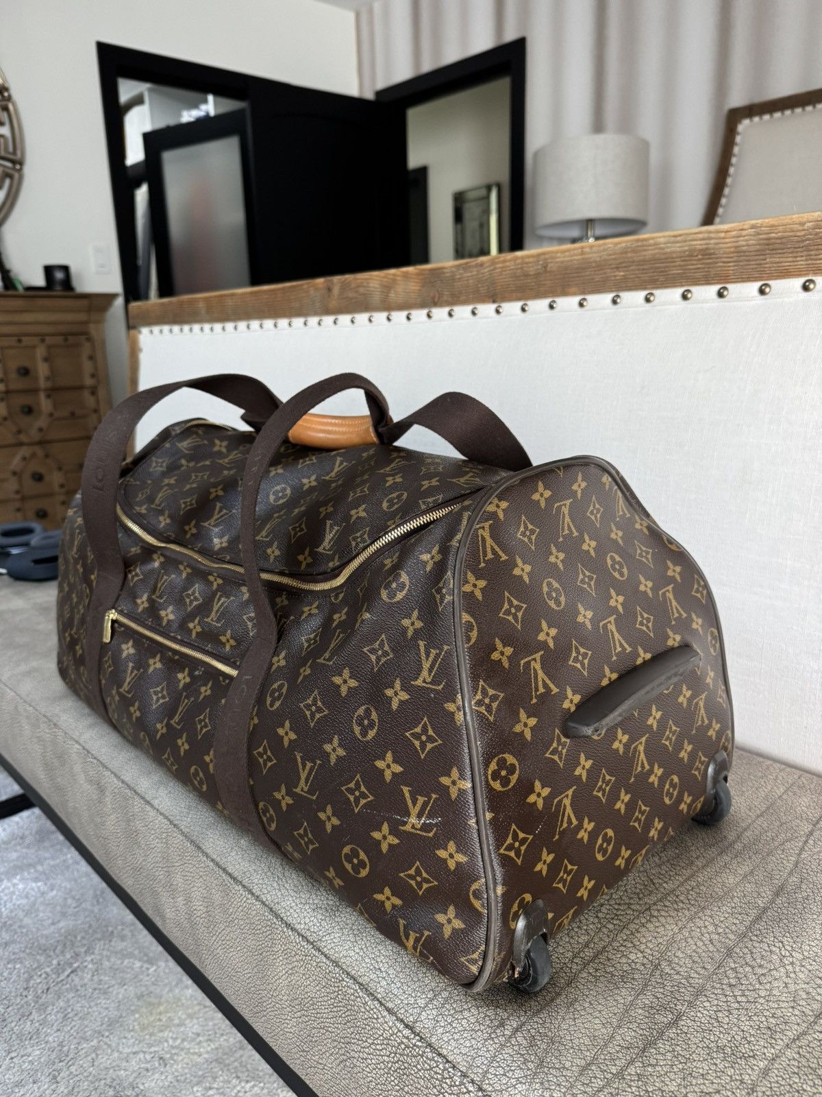Louis Vuitton Louis Vuitton Horizon Soft 65 Monogram Canvas Duffle Bag Size ONE SIZE - 2 Thumbnail