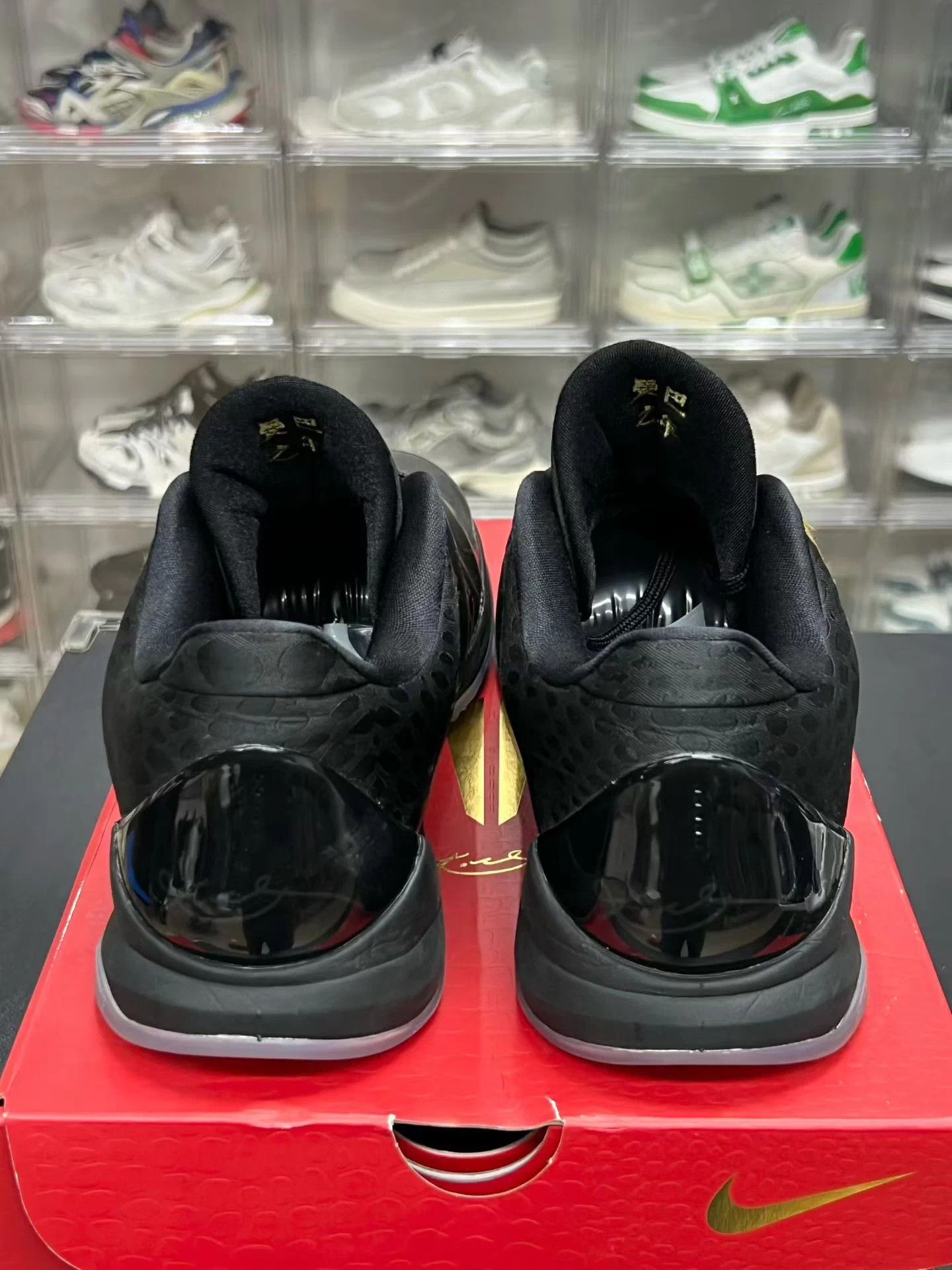 Nike NIKE Kobe ZK5 Snake Year Black Purple Gold 44 Size US 11.5 / EU 44-45 - 7 Thumbnail