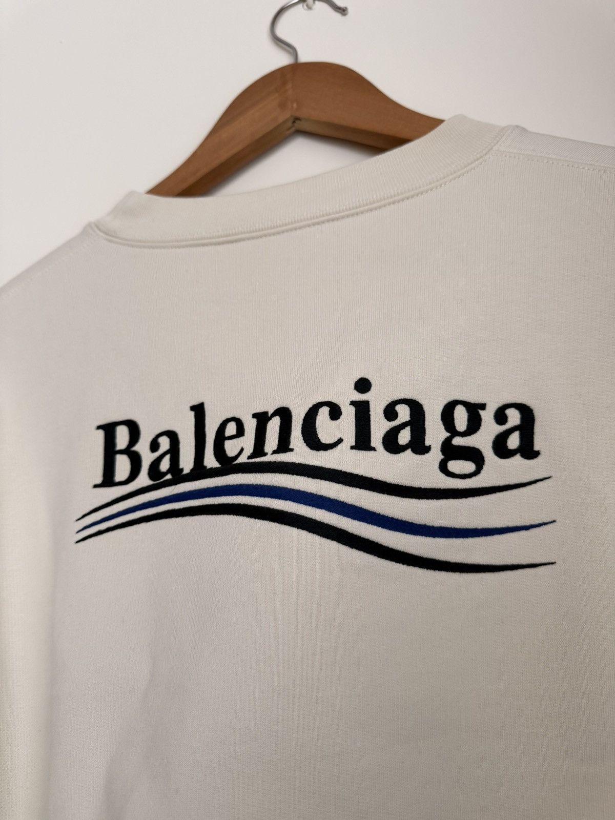 Balenciaga Balenciaga Political Campaign Embroidered Sweatshirt – Cream Size US XS / EU 42 / 0 - 8 Thumbnail