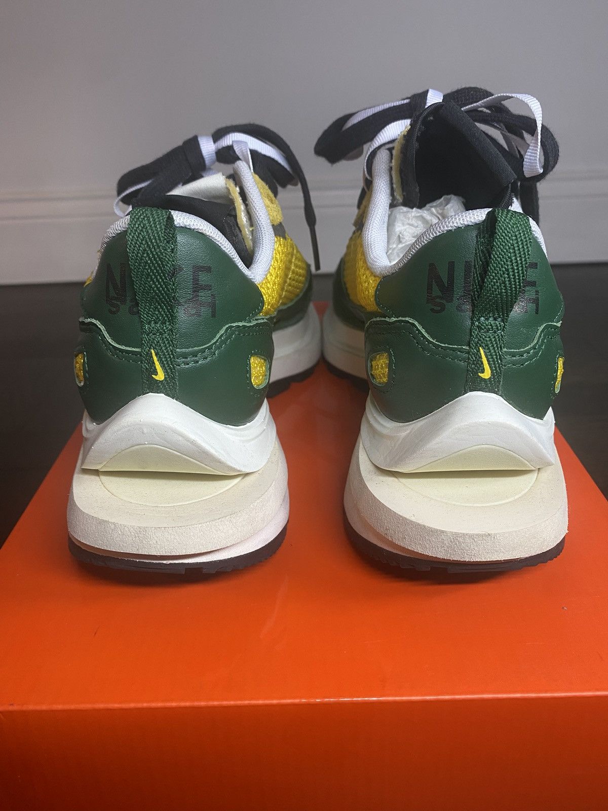 Nike × Sacai Nike x sacai VaporWaffle Size US 6 / EU 39 - 5 Thumbnail