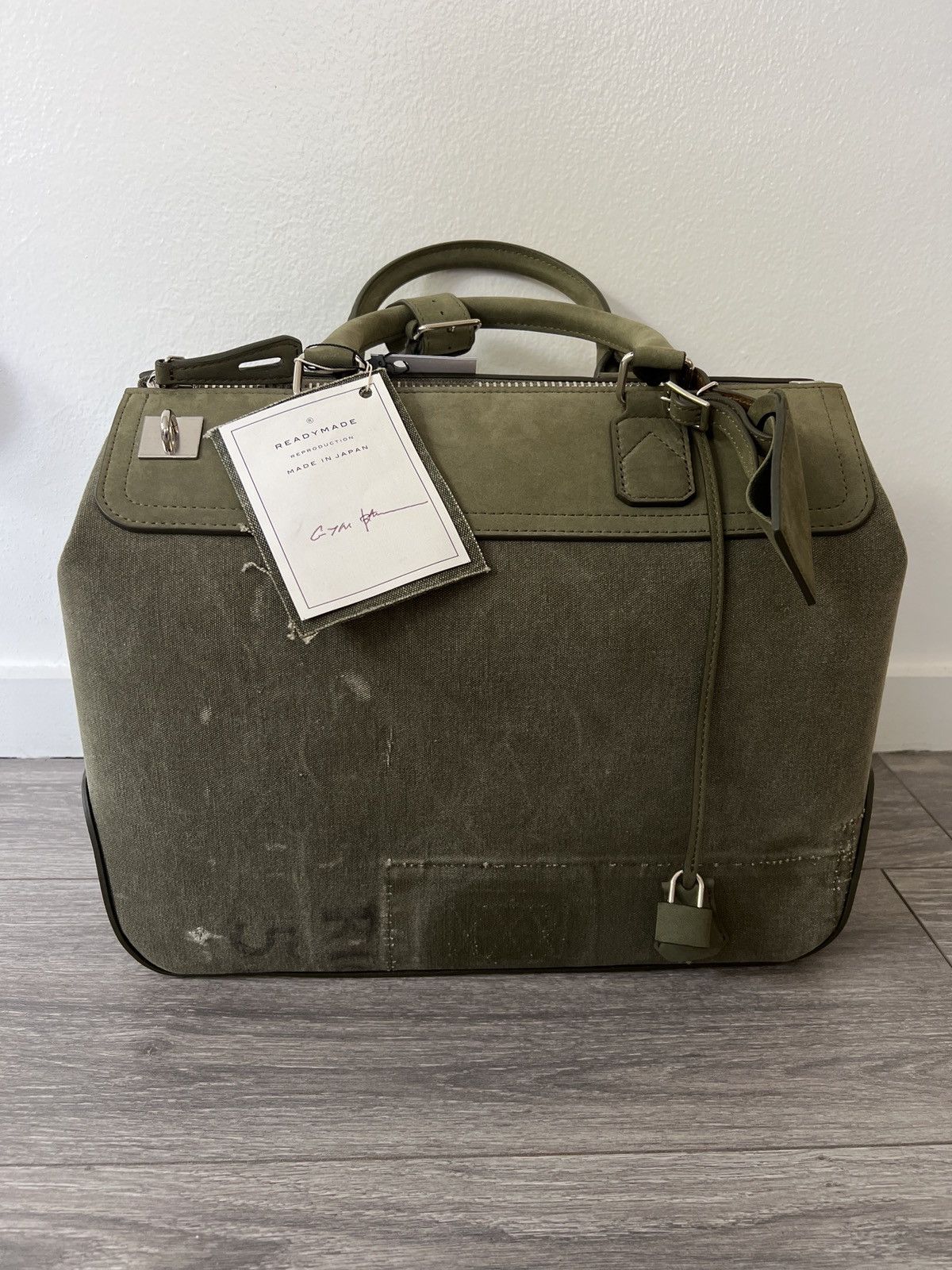 image of Ds Readymade Gym Bag Medium in Green, Men's