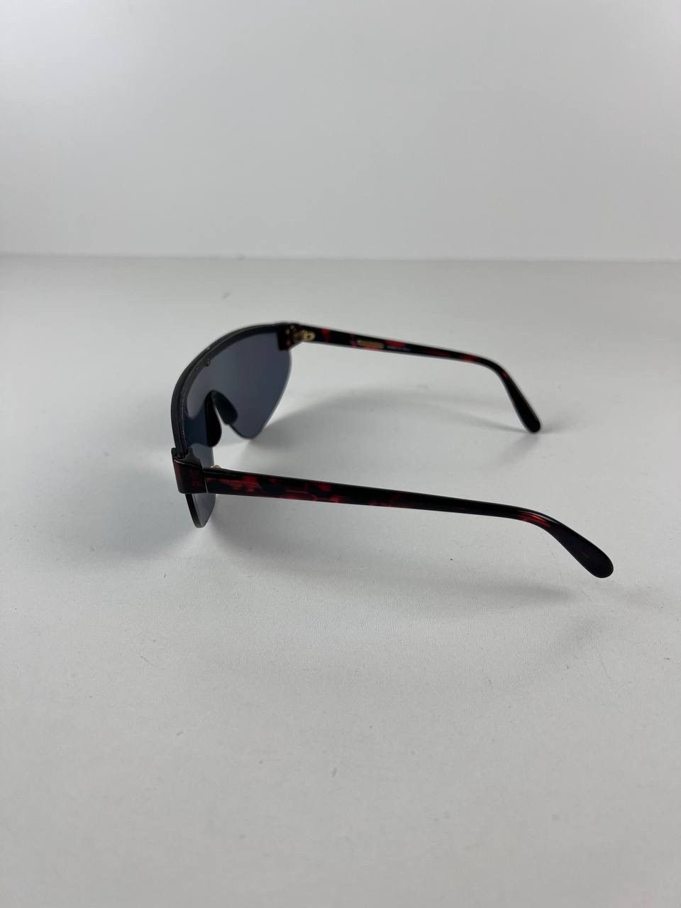 Gucci Gucci 90s Vintage Sunglasses Brown Tortoise 2139 S Unisex Size ONE SIZE - 6 Thumbnail
