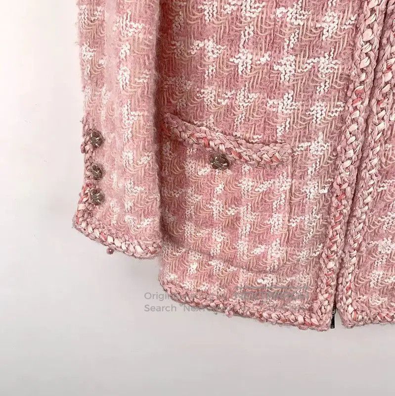 Chanel Chanel Pink Wool Women's Jacket . Size XS / US 0-2 / IT 36-38 - 4 Thumbnail