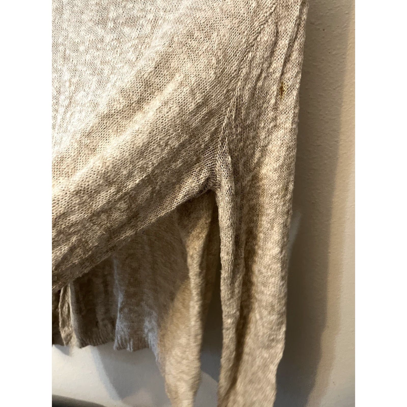 Express Express Womens Pullover Sweater Long Sleeve Round Neck Knit Size Medium Beige Size M / US 6-8 / IT 42-44 - 4 Thumbnail